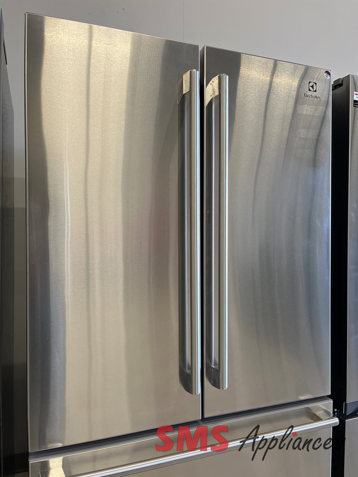 Open Box Fridges ERFG2393AS Electrolux - Image 6