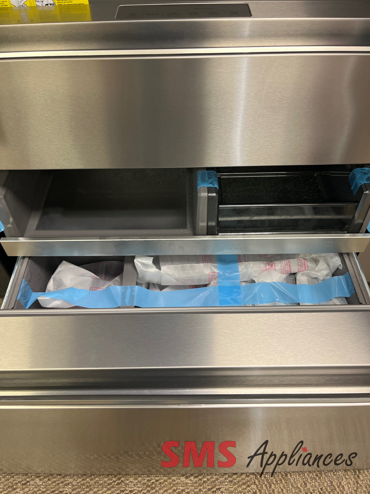 Open Box Fridges ERMC2295AS Electrolux - Image 6
