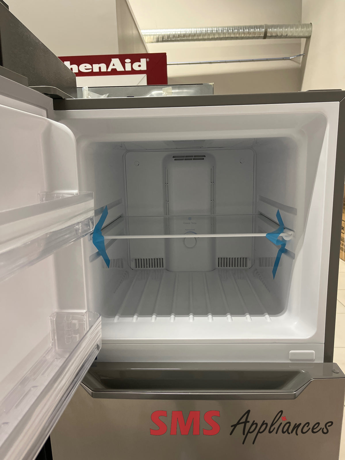Open Box Fridges FFET1222UV Frigidaire - Image 4