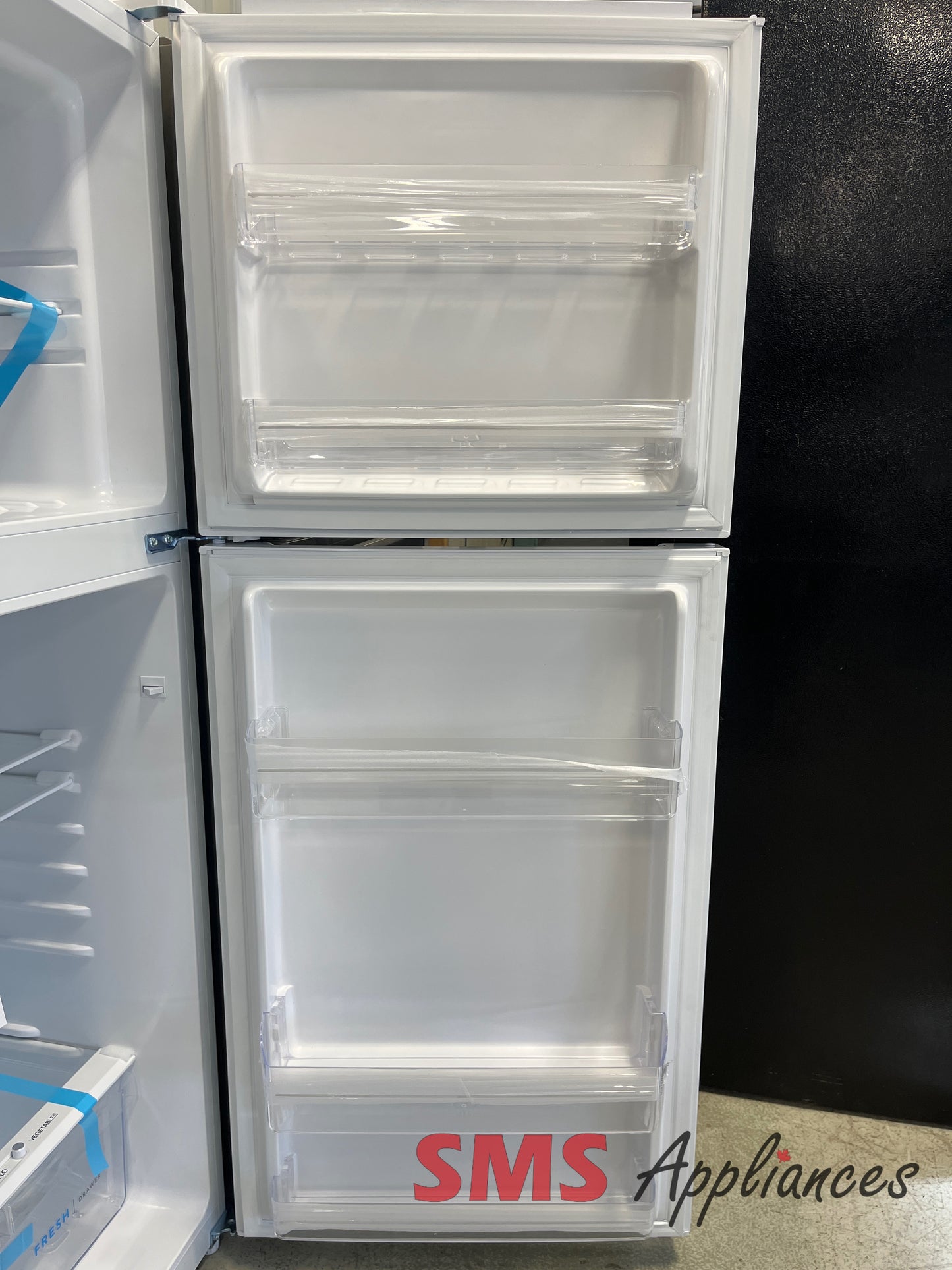 Open Box Fridges FFET1222UW Frigidaire - Image 5