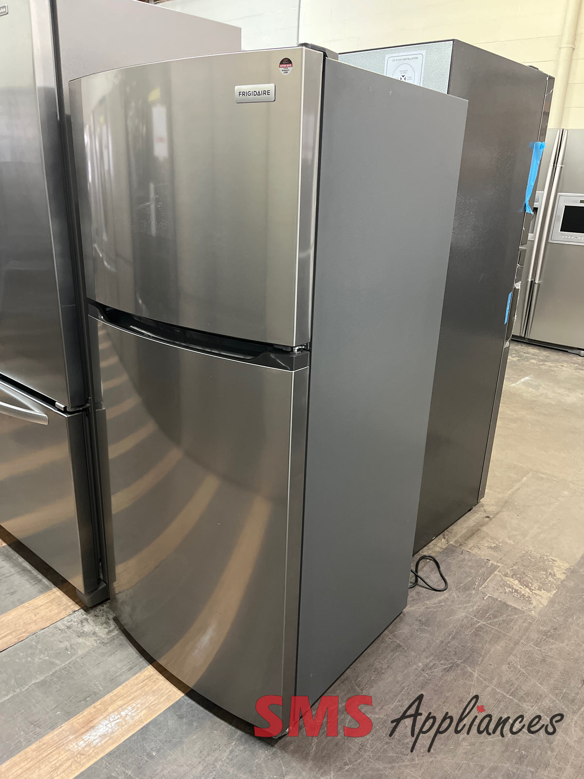 Open Box Fridges FFHT1425VV Frigidaire - Image 4