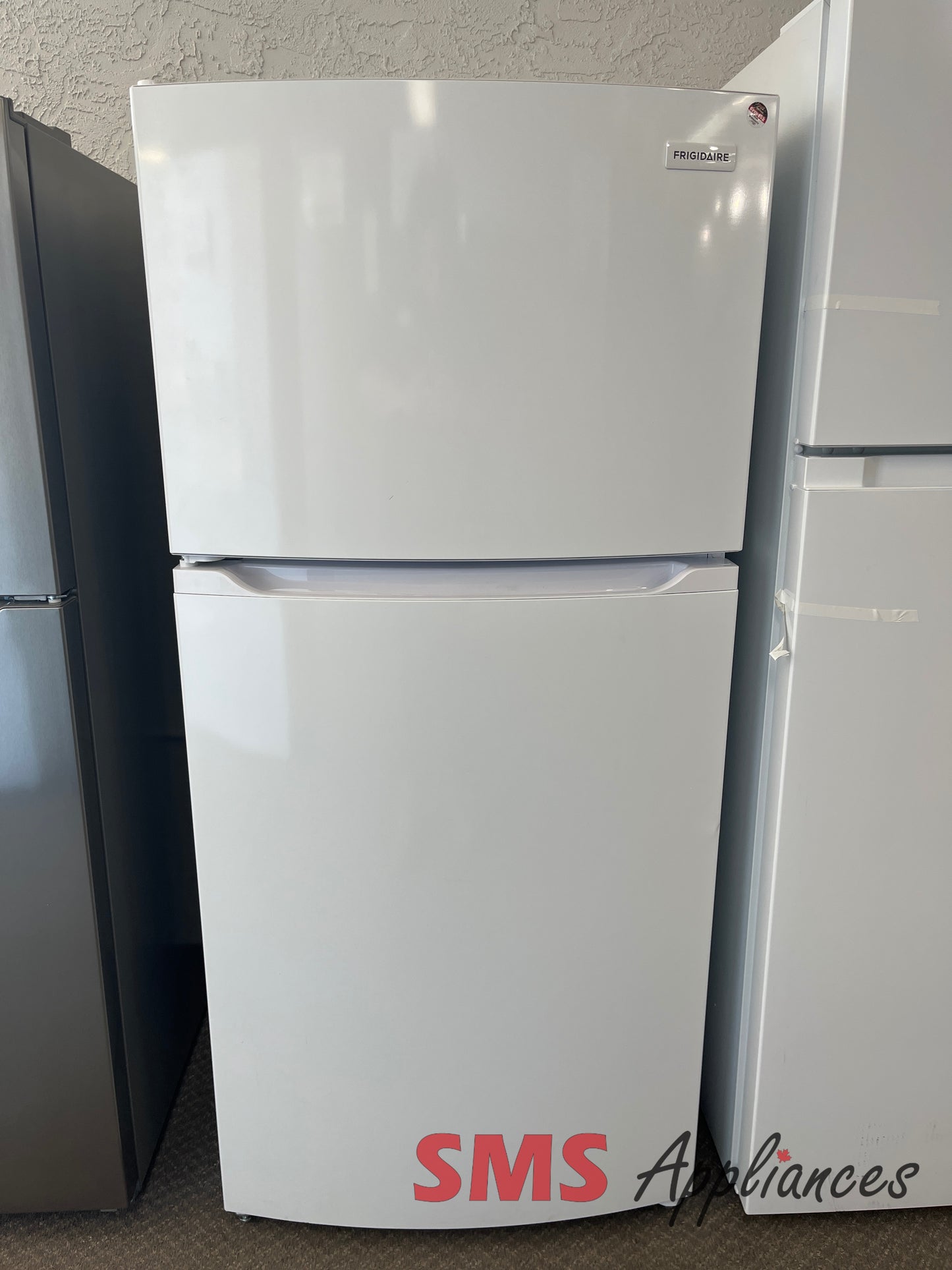 Open Box Fridges FFHT1425VW Frigidaire - Image 1