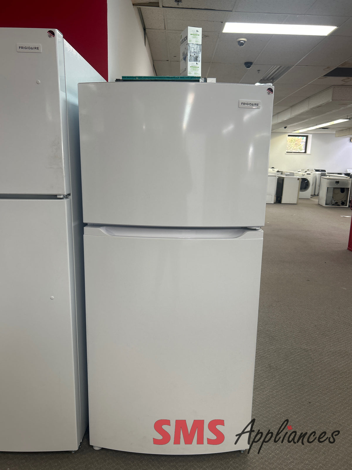 Open Box Fridges FFHT1425VW Frigidaire - Image 1
