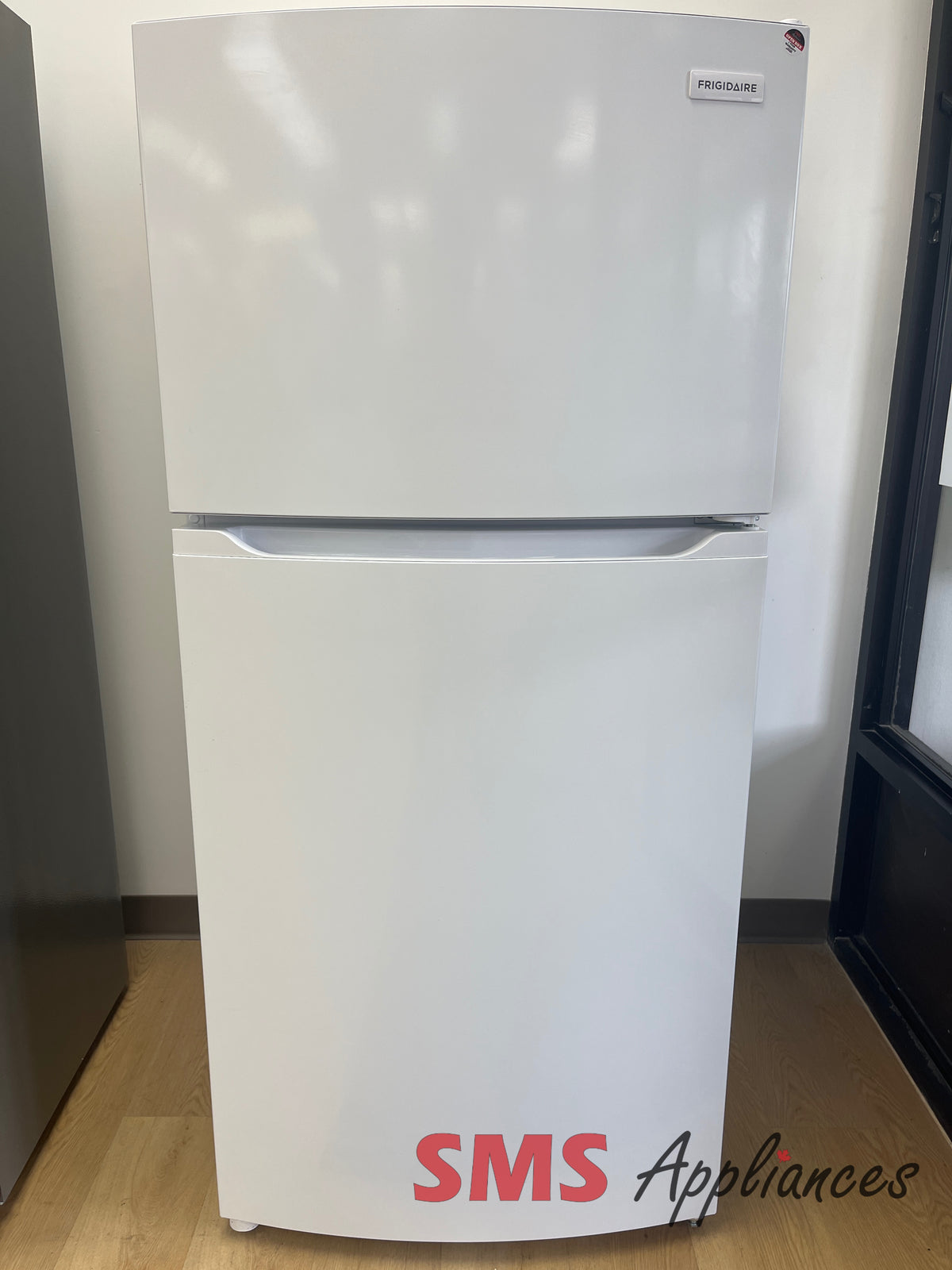 Open Box Fridges FFHT1425VW Frigidaire - Image 1