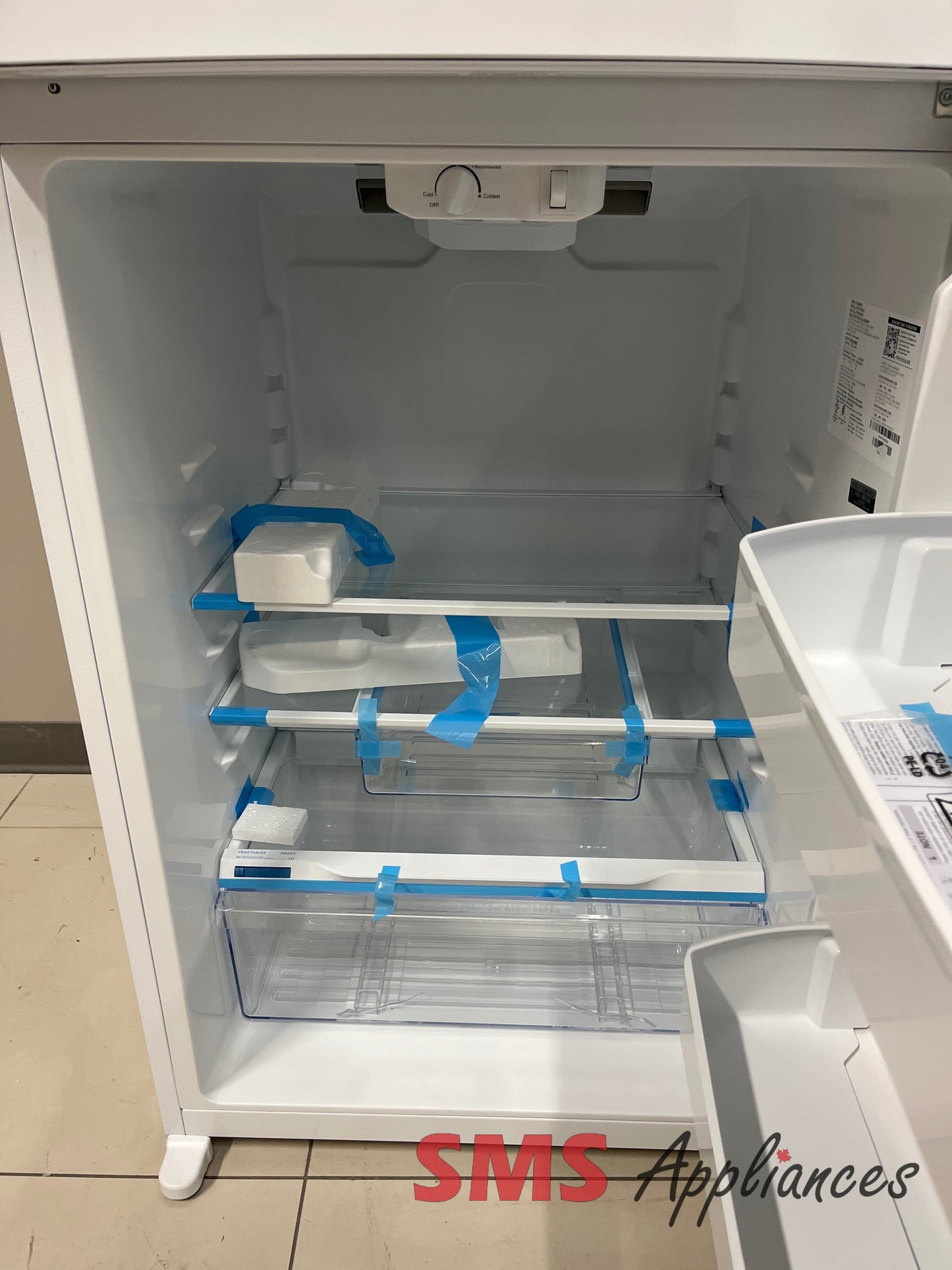Open Box Fridges FFHT1425VW Frigidaire - Image 3