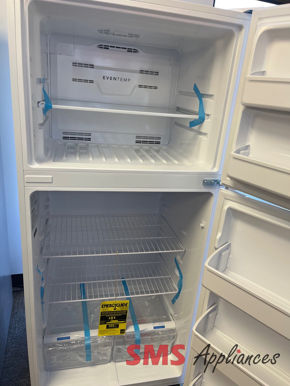Open Box Fridges FFHT1814YW Frigidaire - Image 2