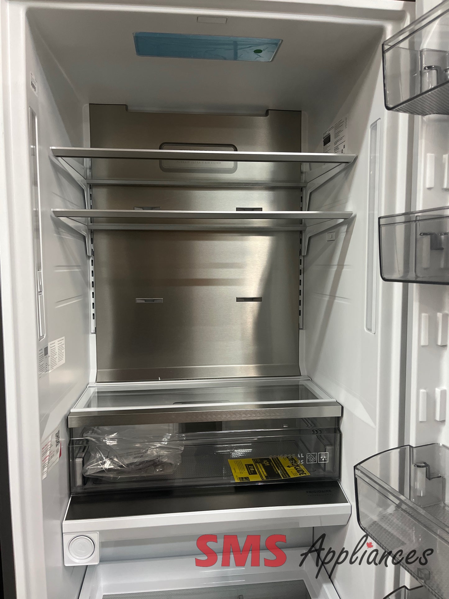 Open Box Fridges FPRU19F8WFC Frigidaire - Image 3