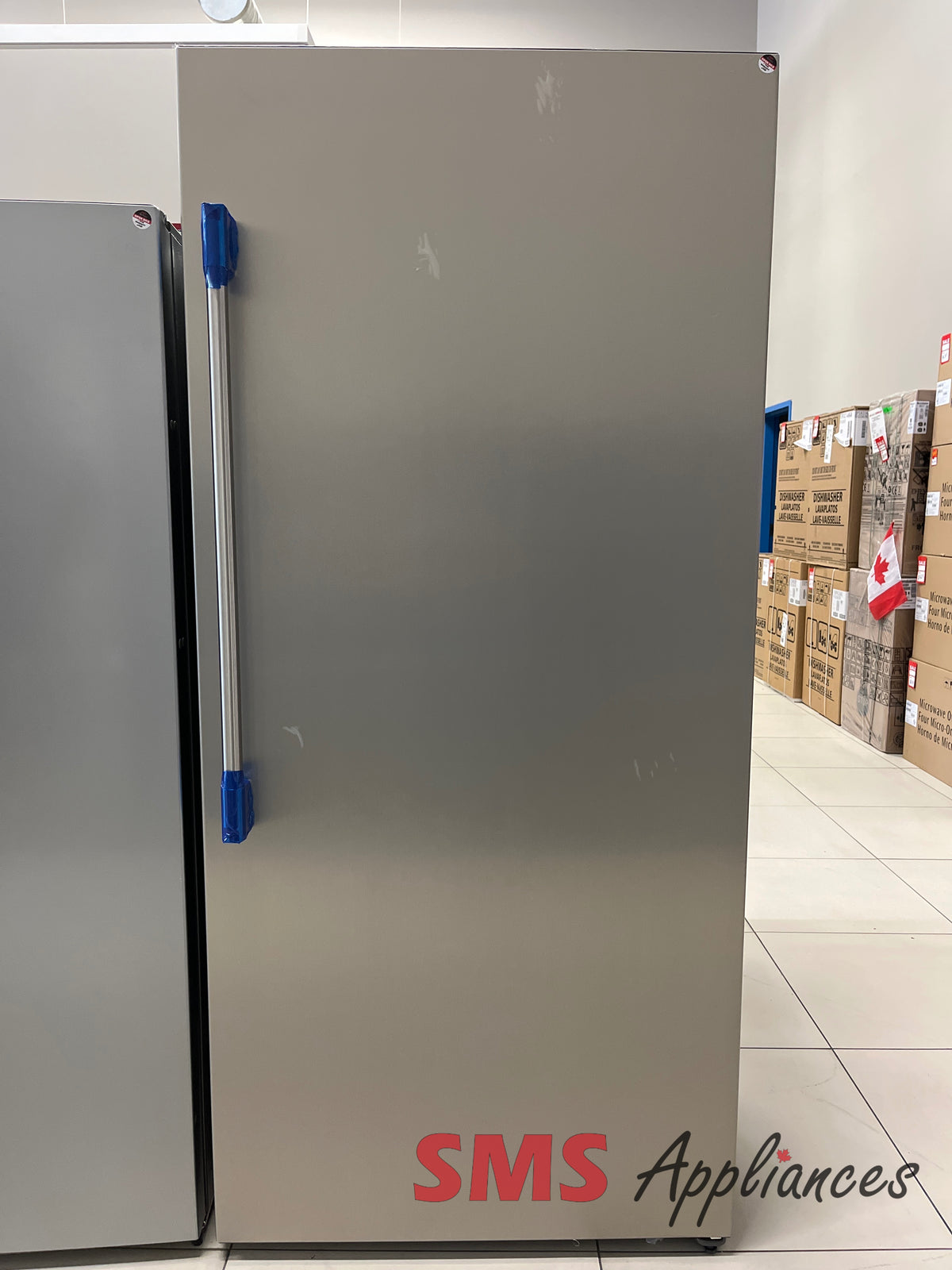 Open Box Fridges FPRU19F8WFD Frigidaire - Image 1