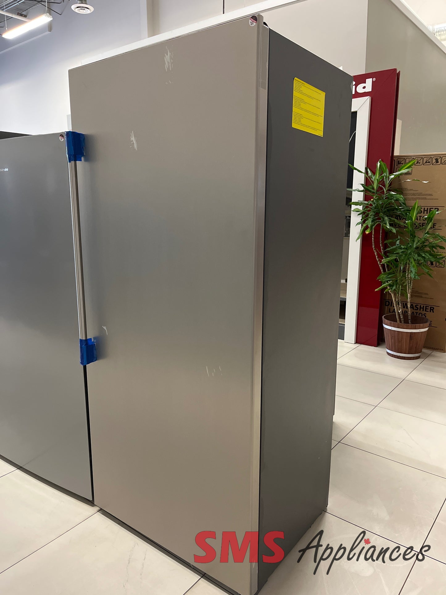 Open Box Fridges FPRU19F8WFD Frigidaire - Image 4