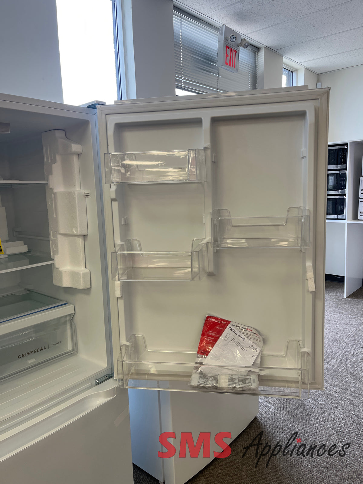 Open Box Fridges FRBE1925AW Frigidaire - Image 3