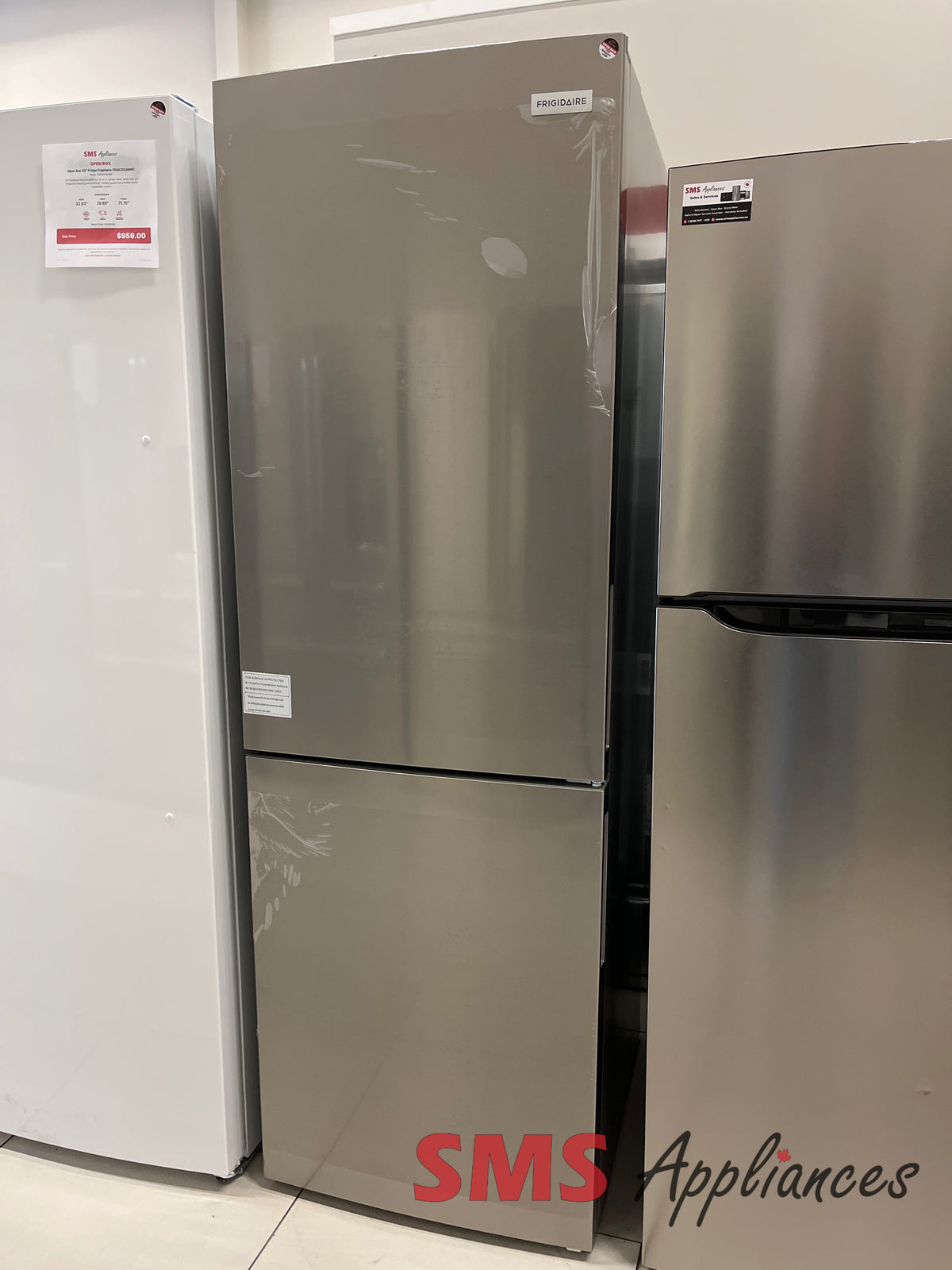 Open Box Fridges FRBG1224AV Frigidaire - Image 4