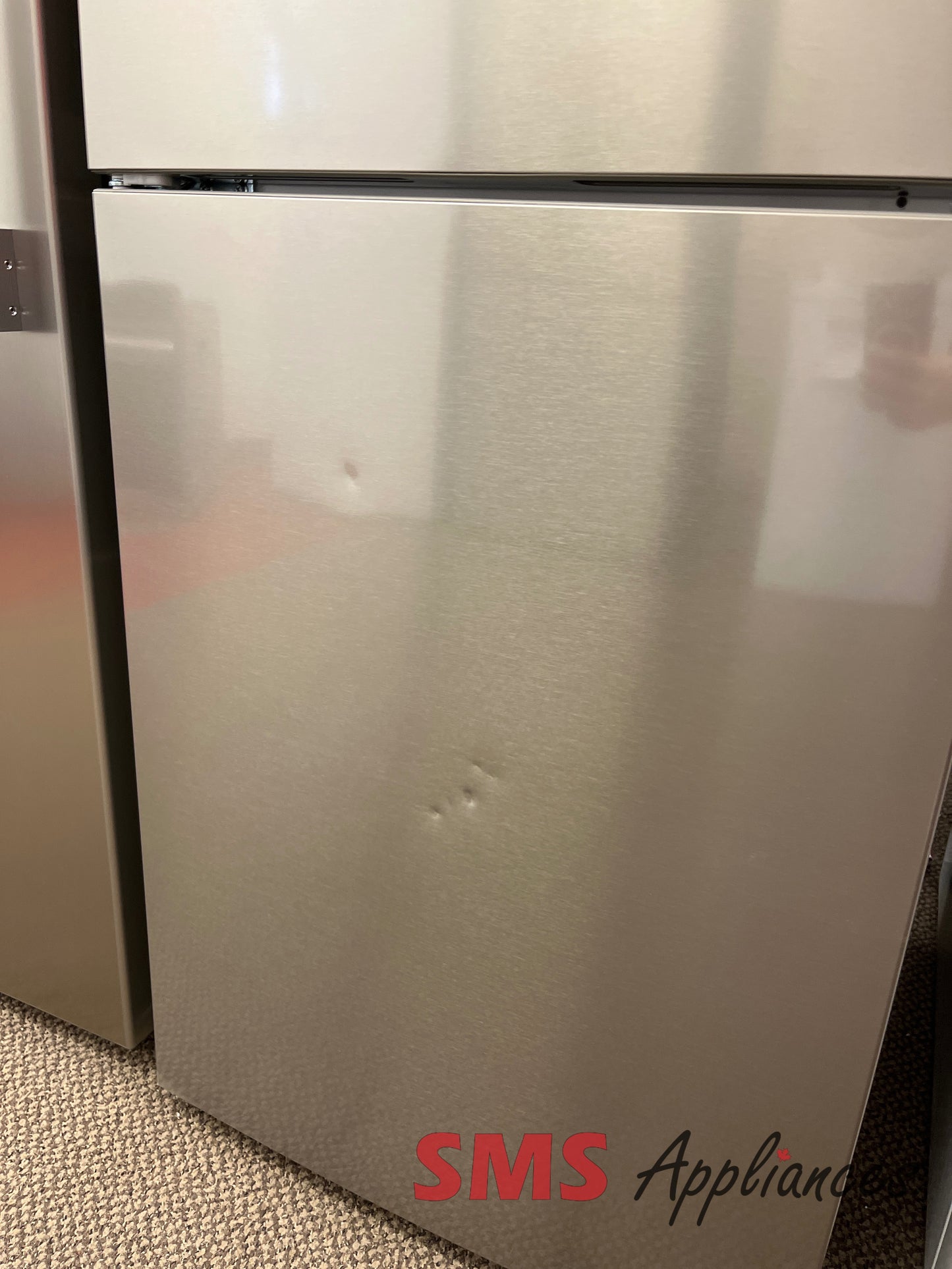Open Box Fridges FRBG1224AV Frigidaire - Image 4