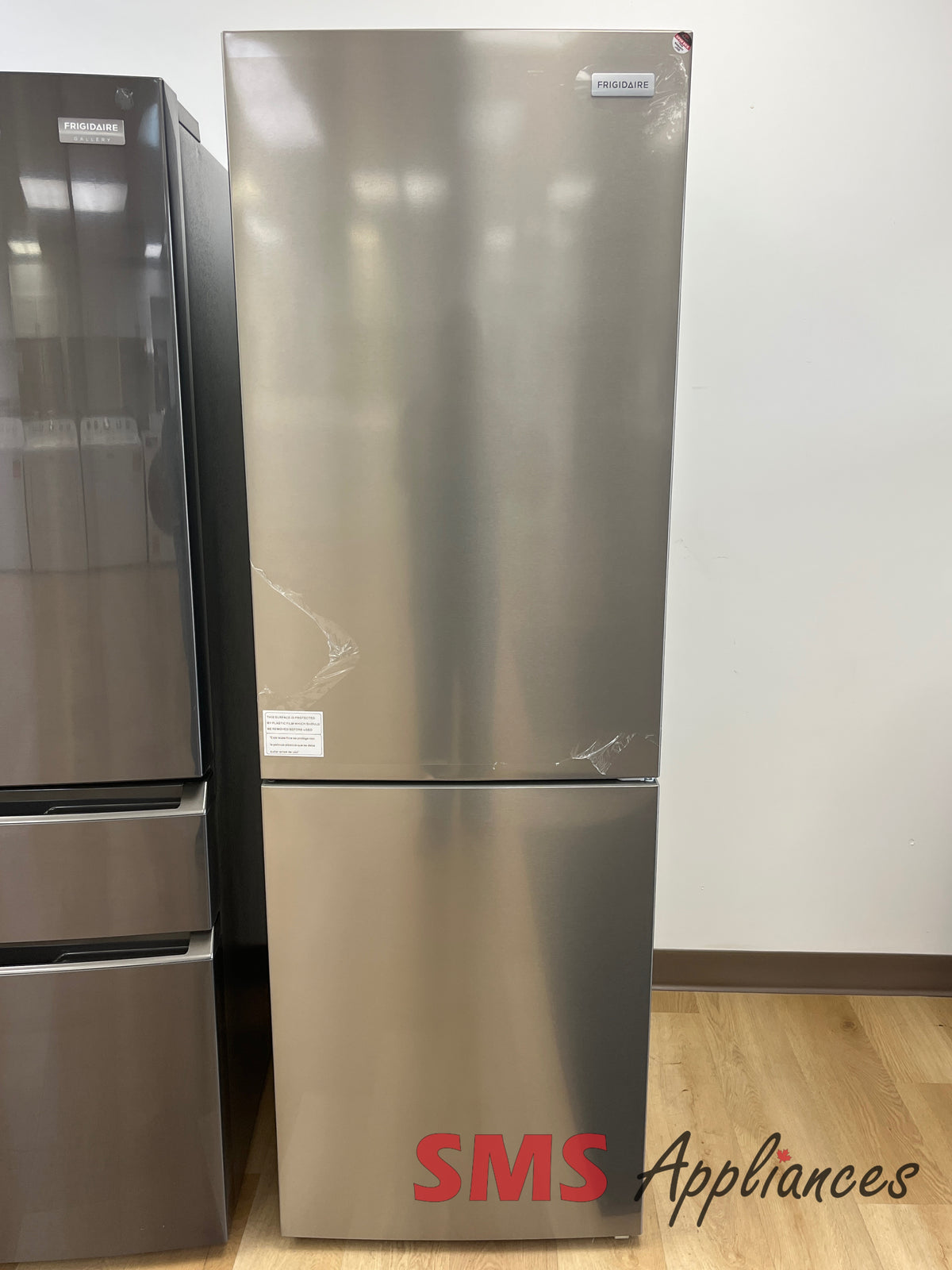 Open Box Fridges FRBG1225AV Frigidaire - Image 1
