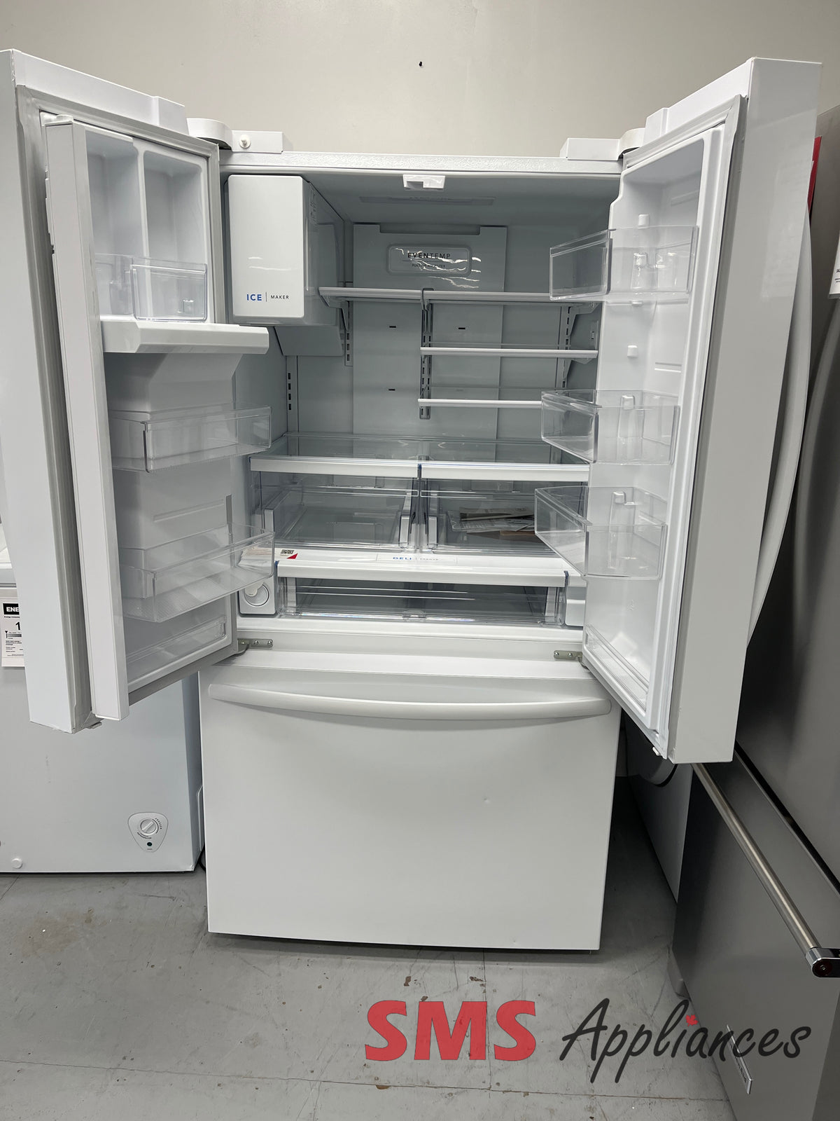 Open Box Fridges FRFS2823AW Frigidaire - Image 2