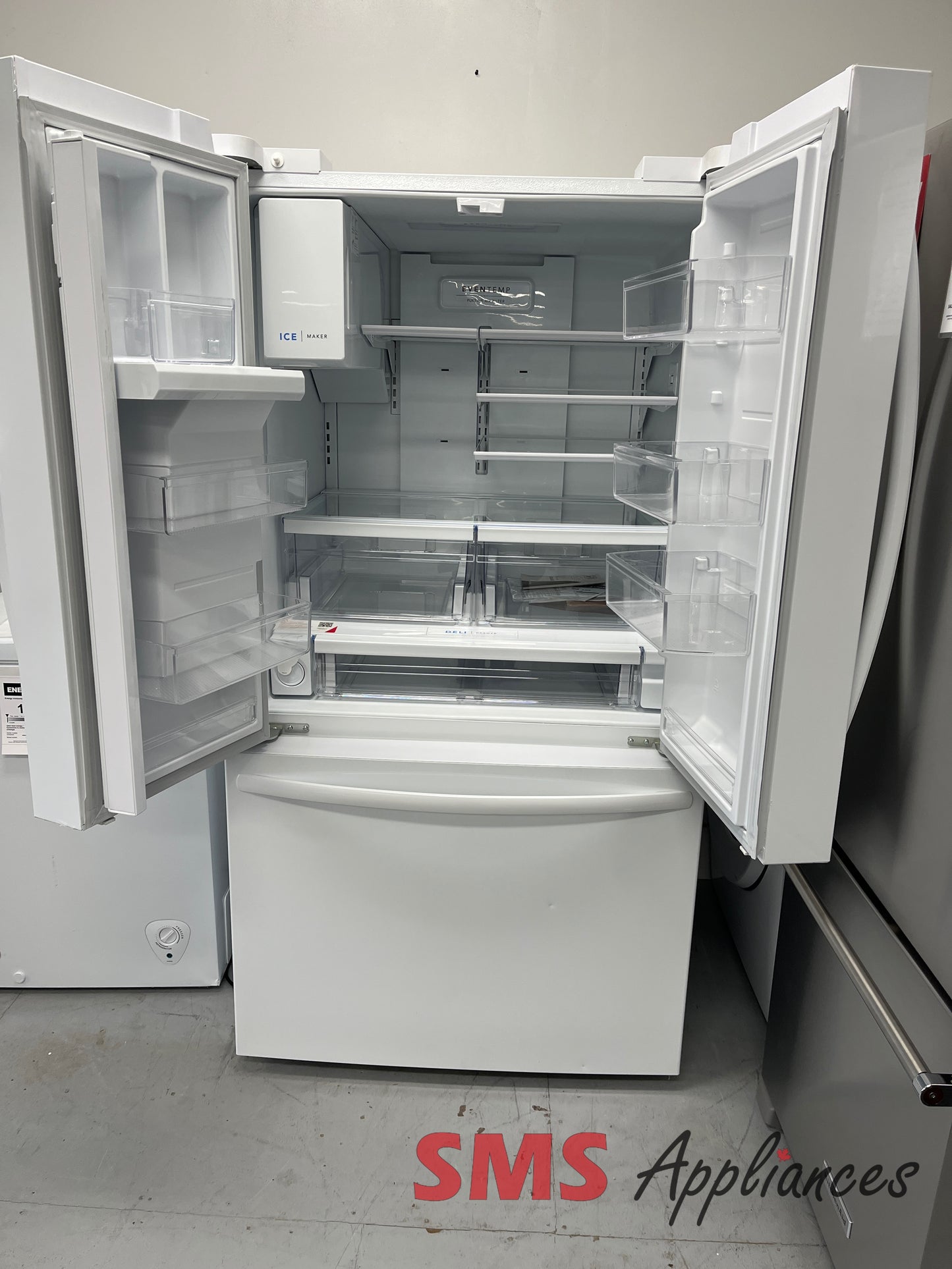 Open Box Fridges FRFS2823AW Frigidaire - Image 2