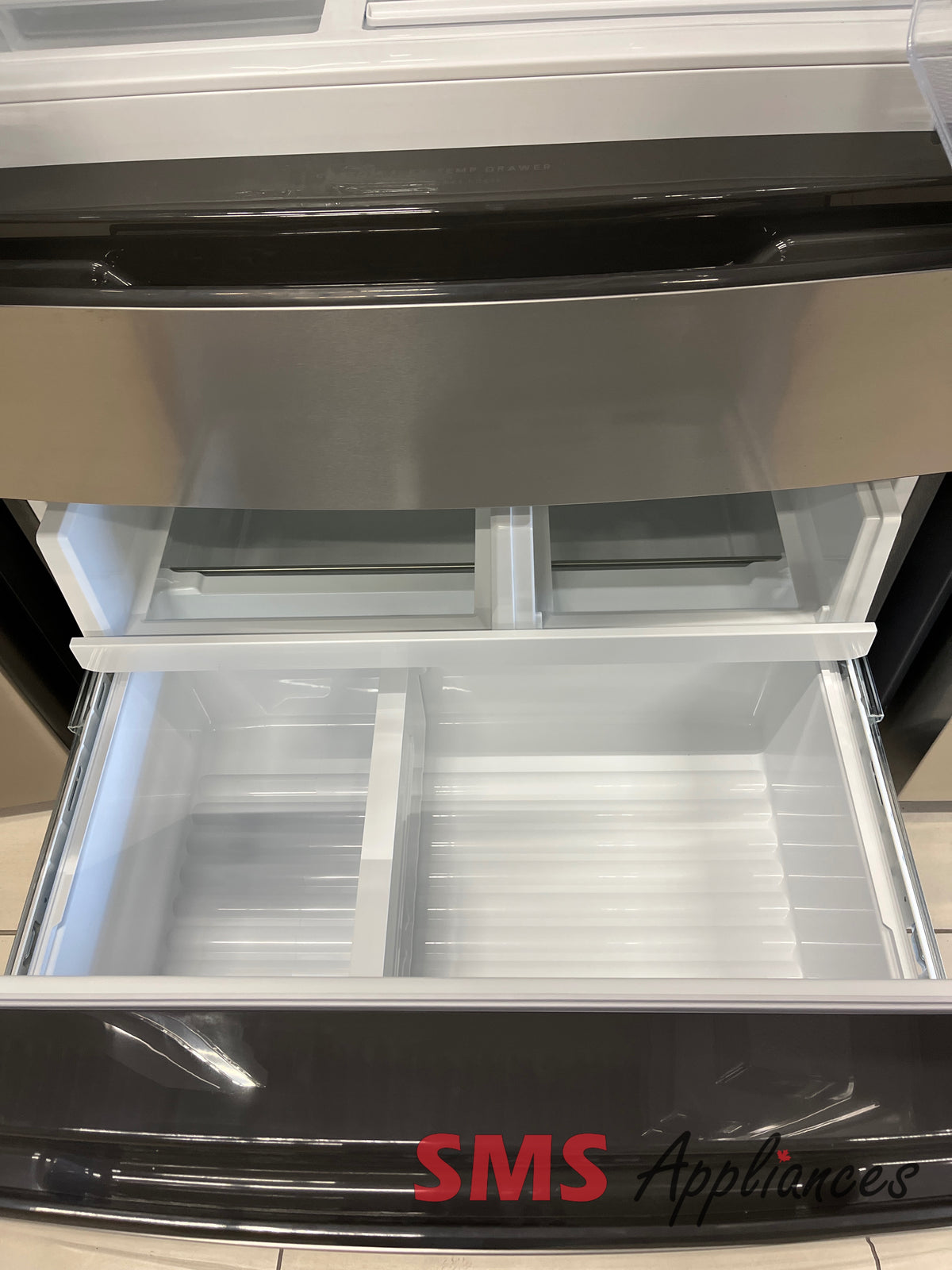 Open Box Fridges FRMS2733AV Frigidaire - Image 7