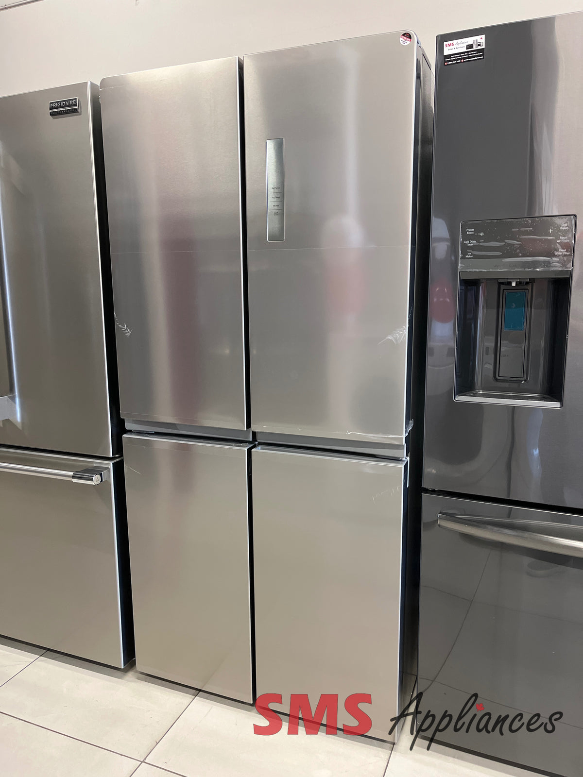 Open Box Frigidaire FRQG1721AV fridge close-up - SMS Appliances