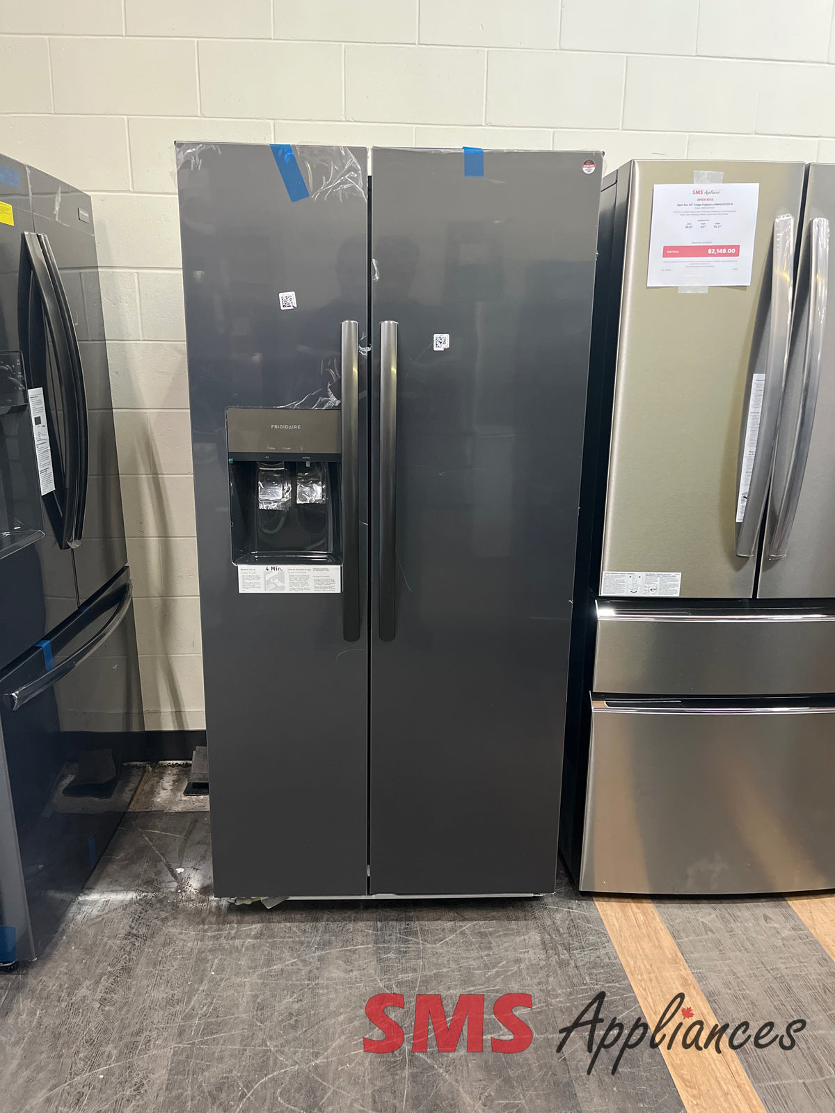 Open Box Fridges FRSS2323ADC Frigidaire - Image 1