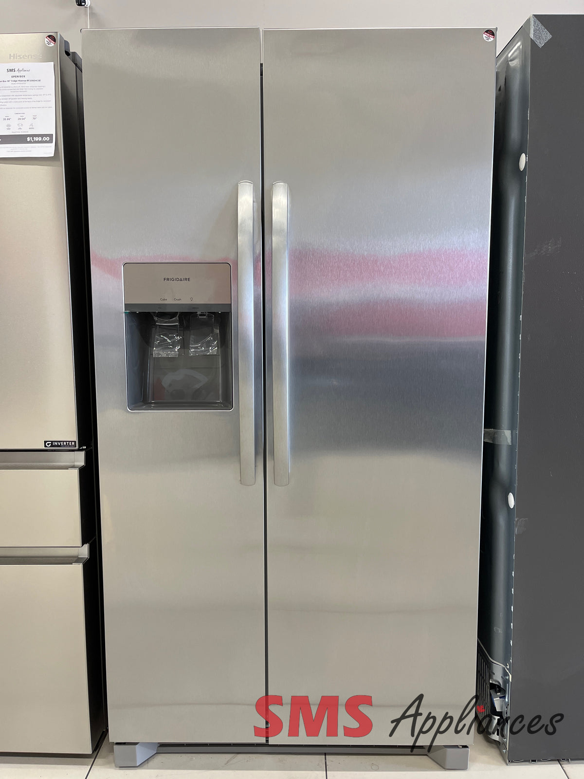 Open Box Fridges FRSS2623ASN Frigidaire - Image 1