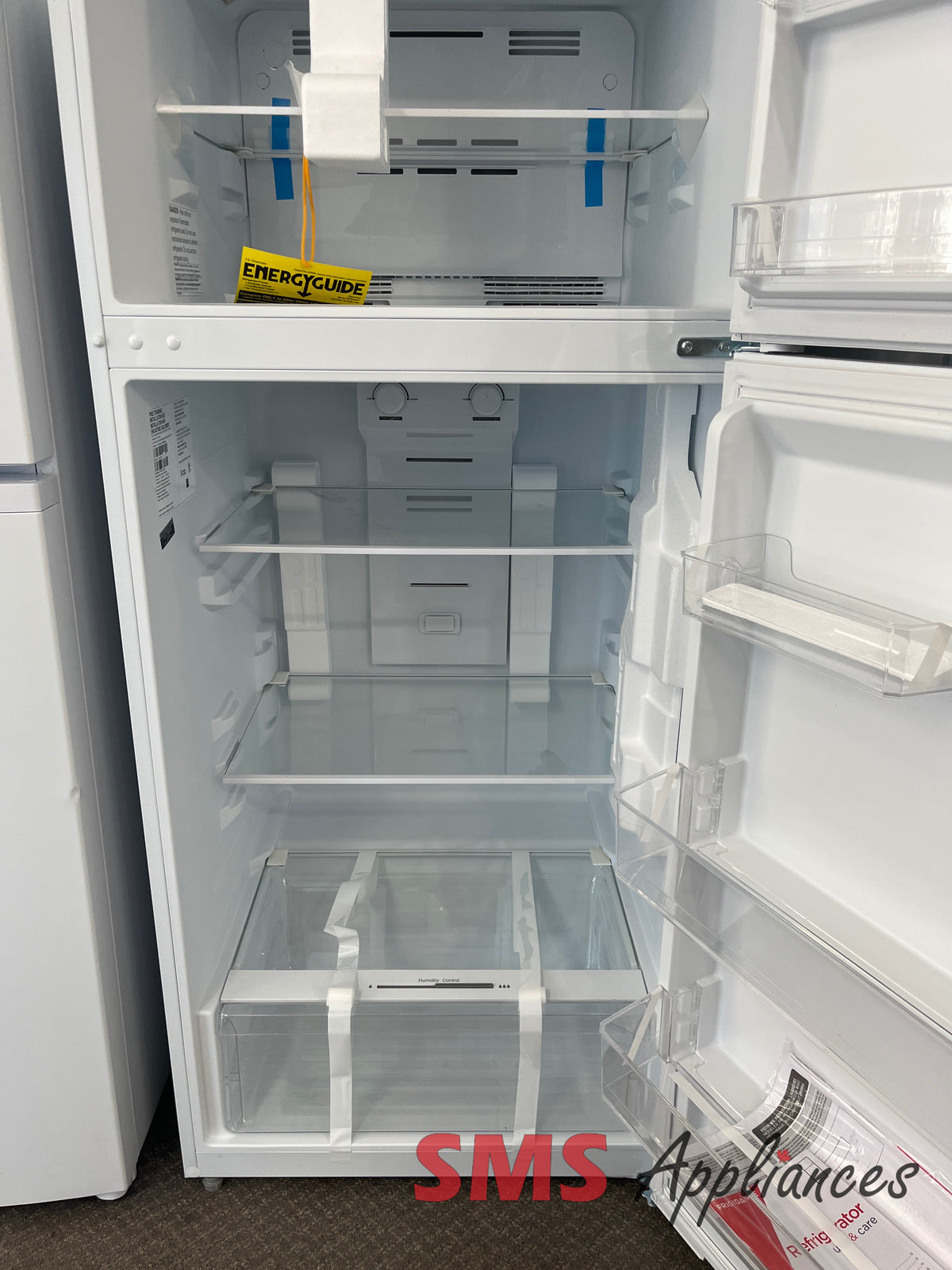 Open Box Fridges FRTE1622AW Frigidaire - Image 3