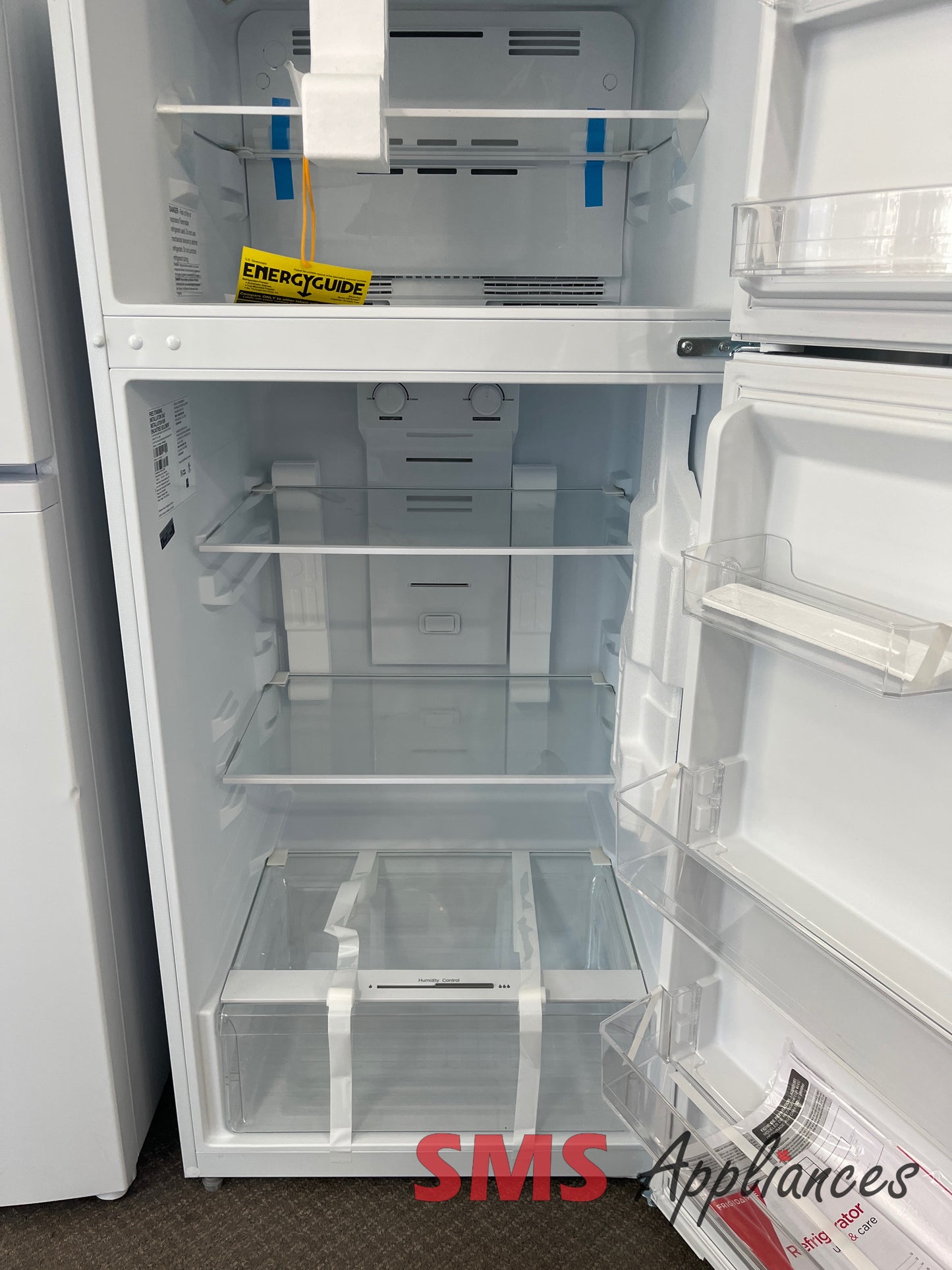 Open Box Fridges FRTE1622AW Frigidaire - Image 3