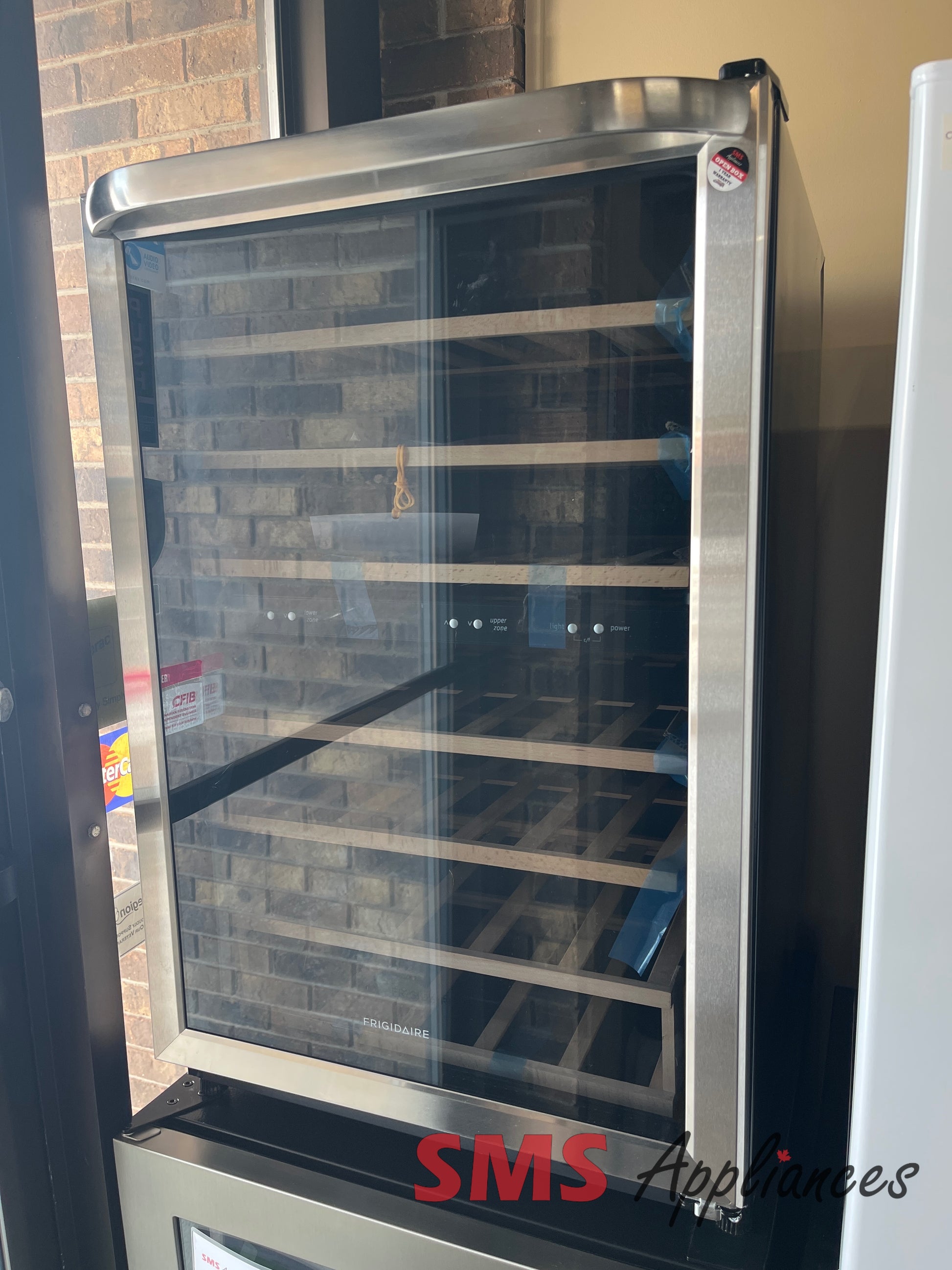 Open Box Fridges FRWW4543AS Frigidaire - Image 1