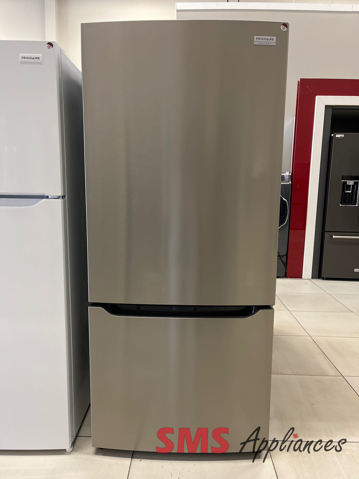 Open Box Fridges GRBN2012AF Frigidaire - Image 1
