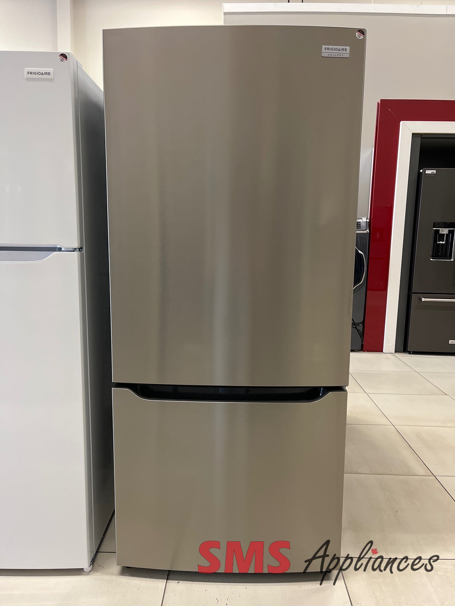 Open Box Fridges GRBN2012AF Frigidaire - Image 1
