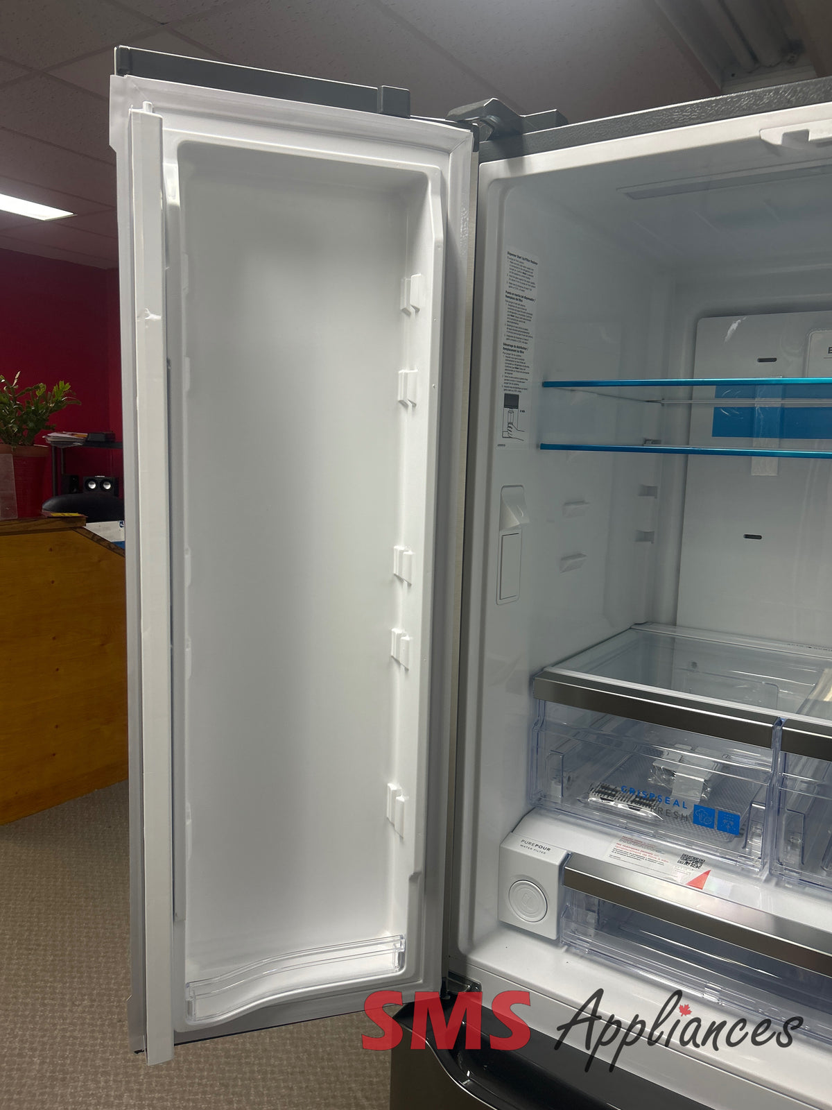 Open Box Fridges GRFN2023AF Frigidaire - Image 3
