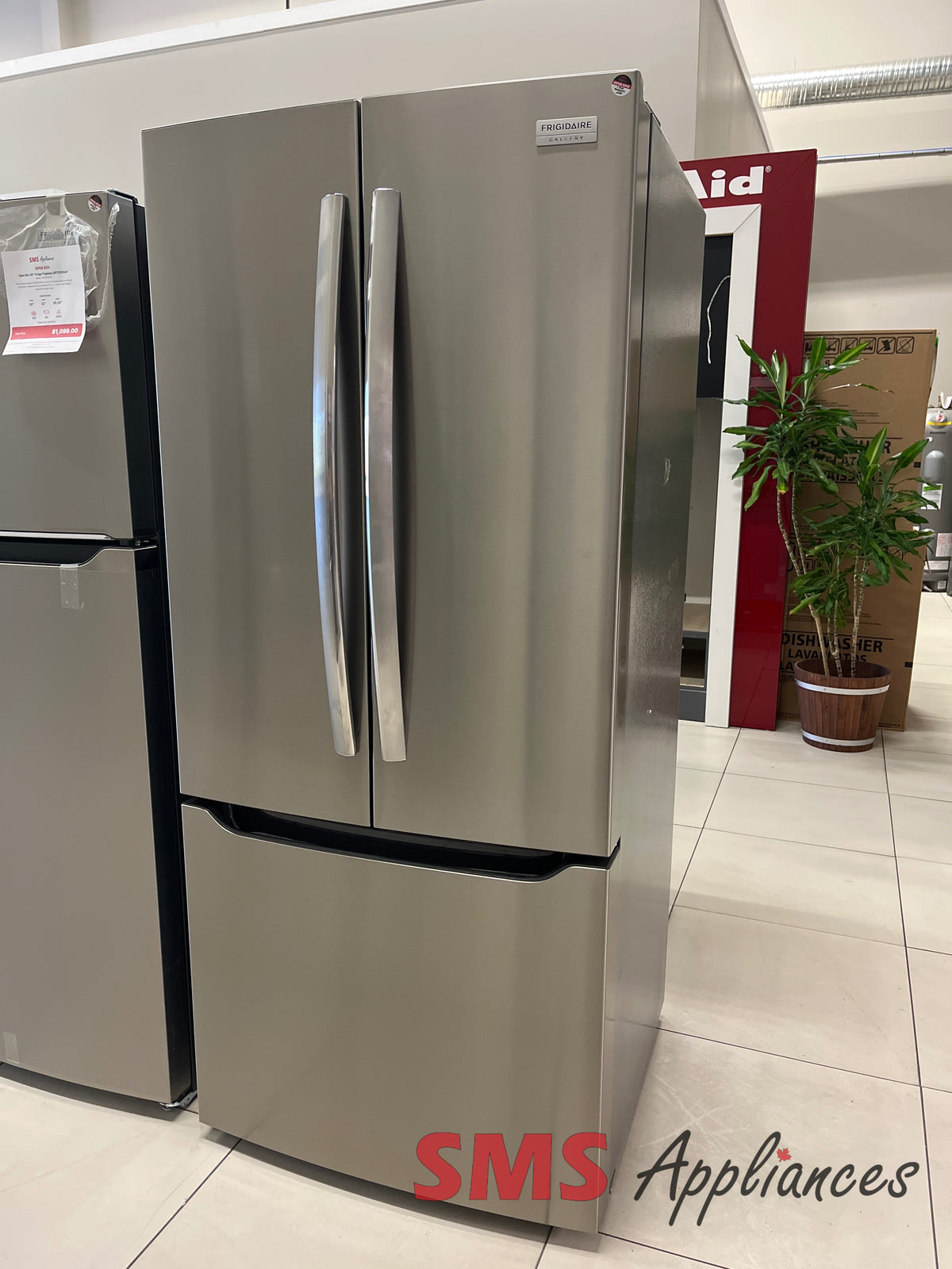 Open Box Fridges GRFN2023AF Frigidaire - Image 6