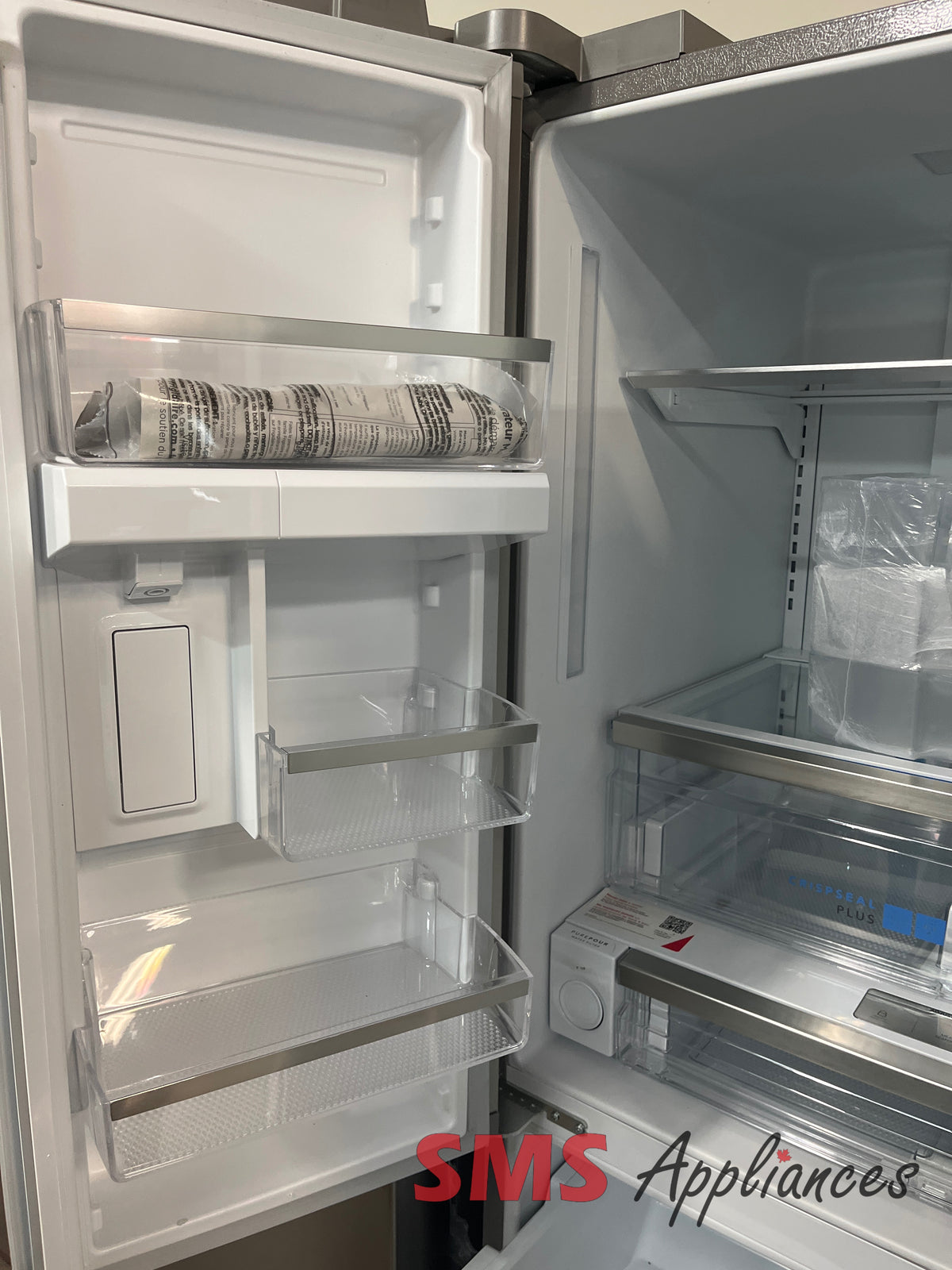 Open Box Fridges GRFN2853AF Frigidaire - Image 4