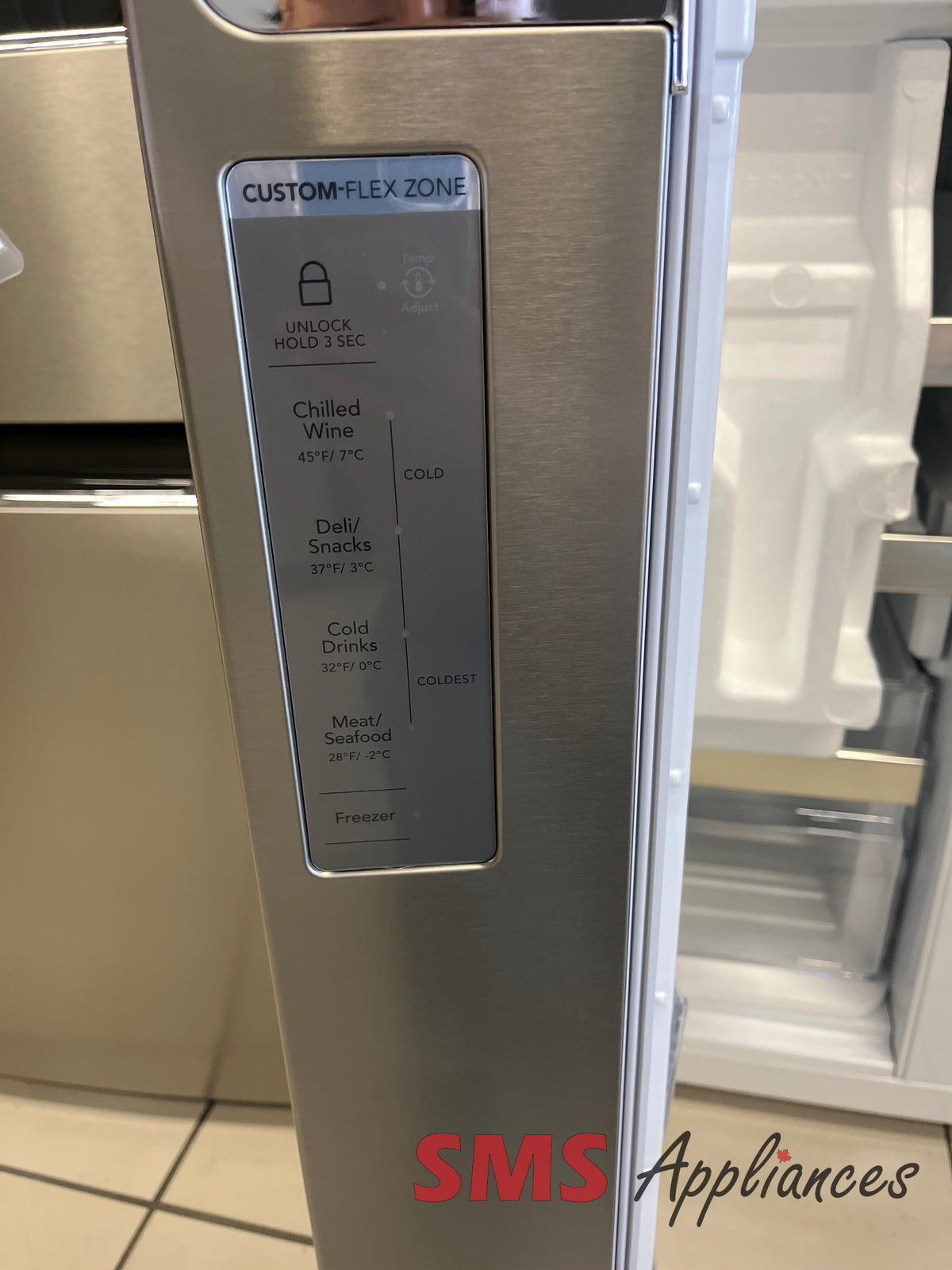 Open Box Fridges GRQC2255BF Frigidaire - Image 5