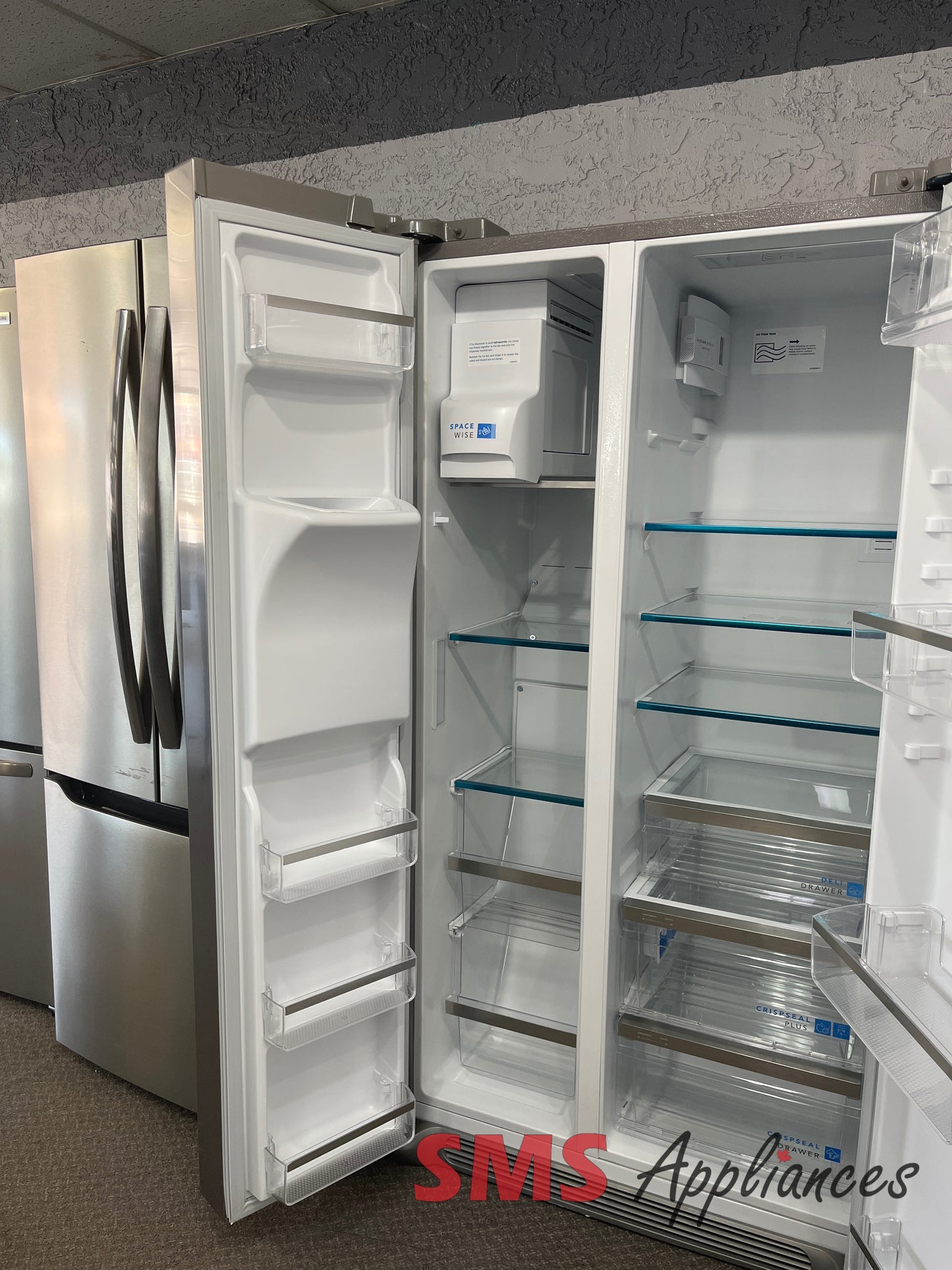 Open Box Fridges GRSC2352AF Frigidaire - Image 4