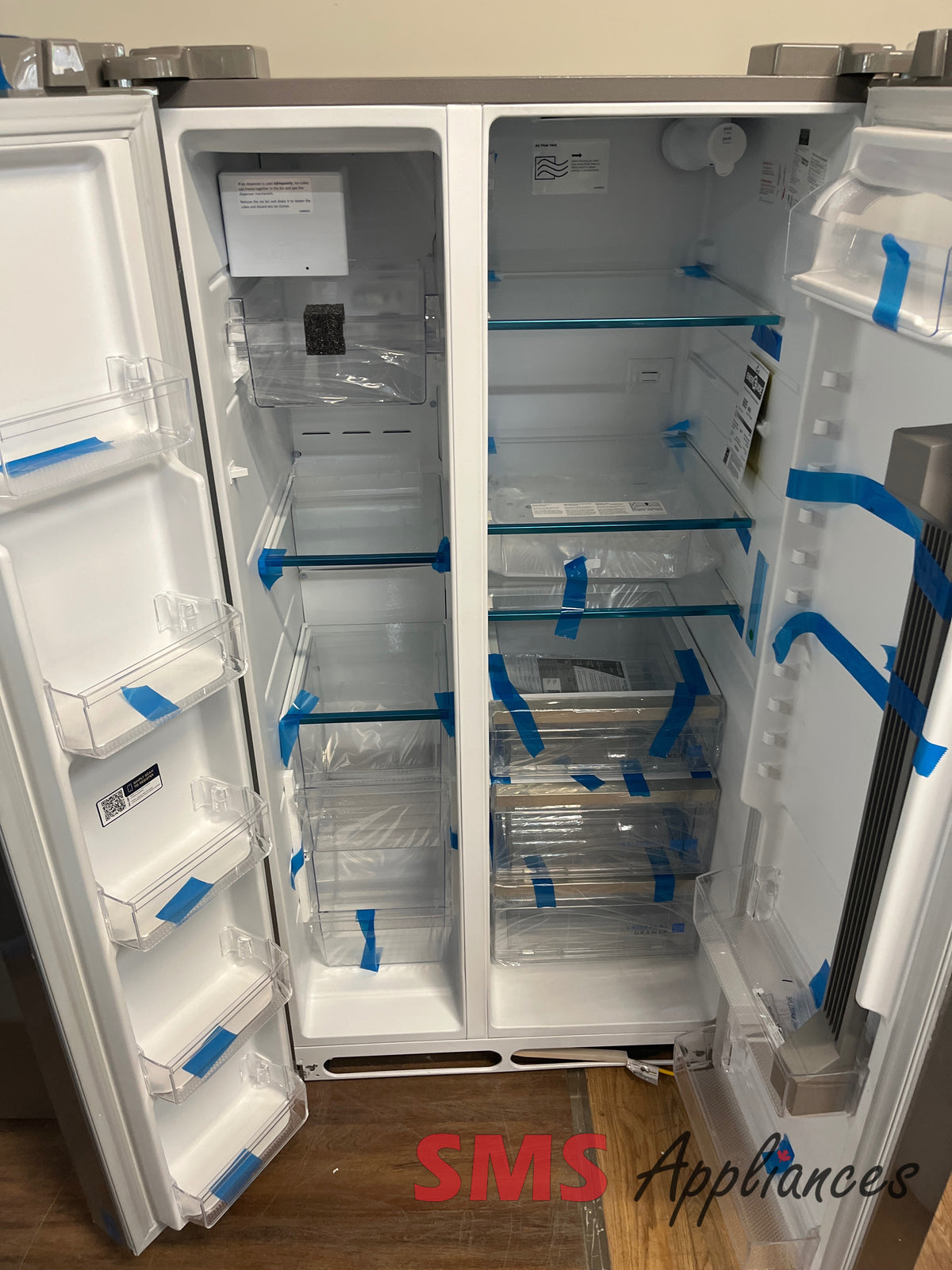 Open Box Fridges GRSN2620AF3 Frigidaire - Image 3