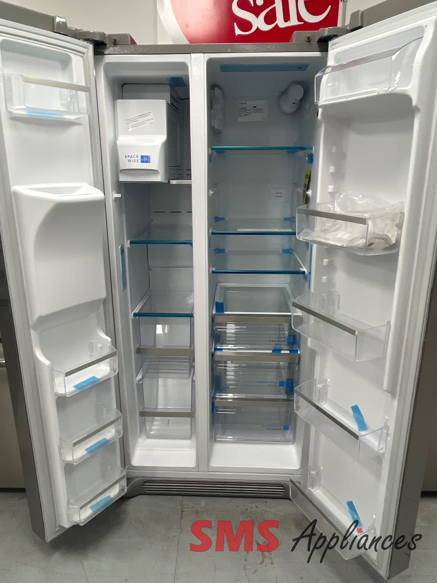 Open Box Fridges GRSS2352AF Frigidaire - Image 2