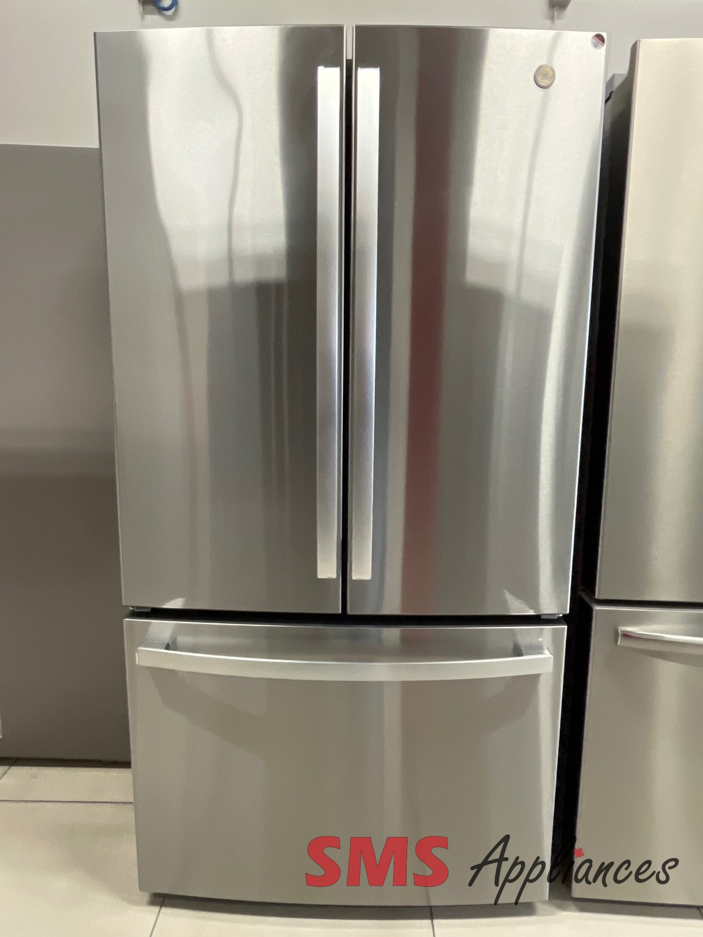 Open Box Fridges GWE22JYMCFFS GE - Image 1