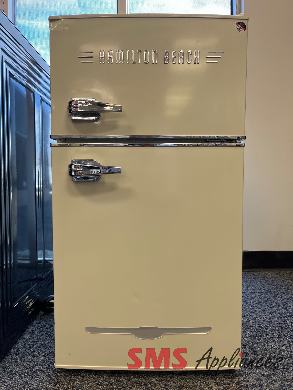 Open Box Fridges HBF3220 CREAM Hamilton Beach - Image 1