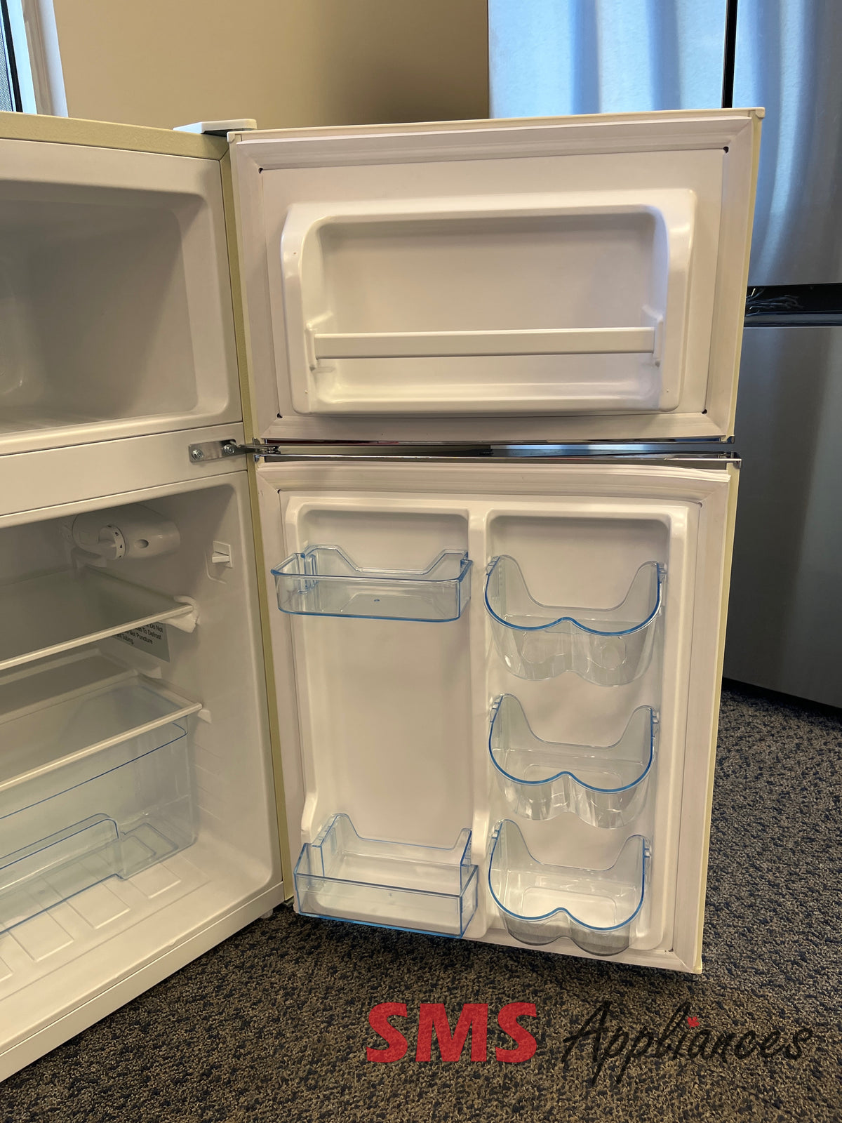 Open Box Fridges HBF3220 CREAM Other - Image 3