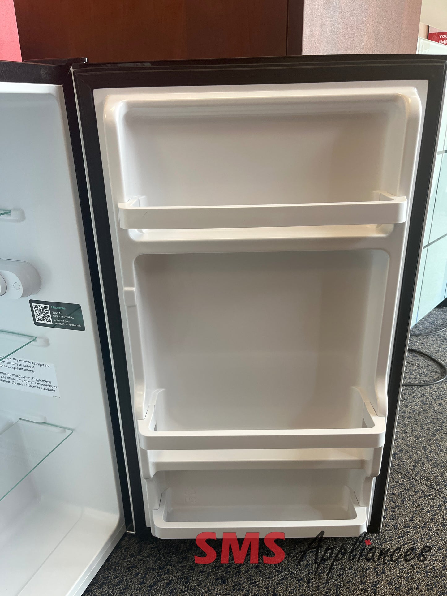 Open Box Fridges HRC033AWE Hisense - Image 3