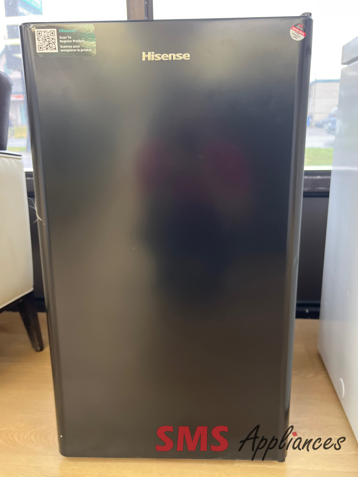 Open Box Fridges HRCO33ABE Hisense - Image 1
