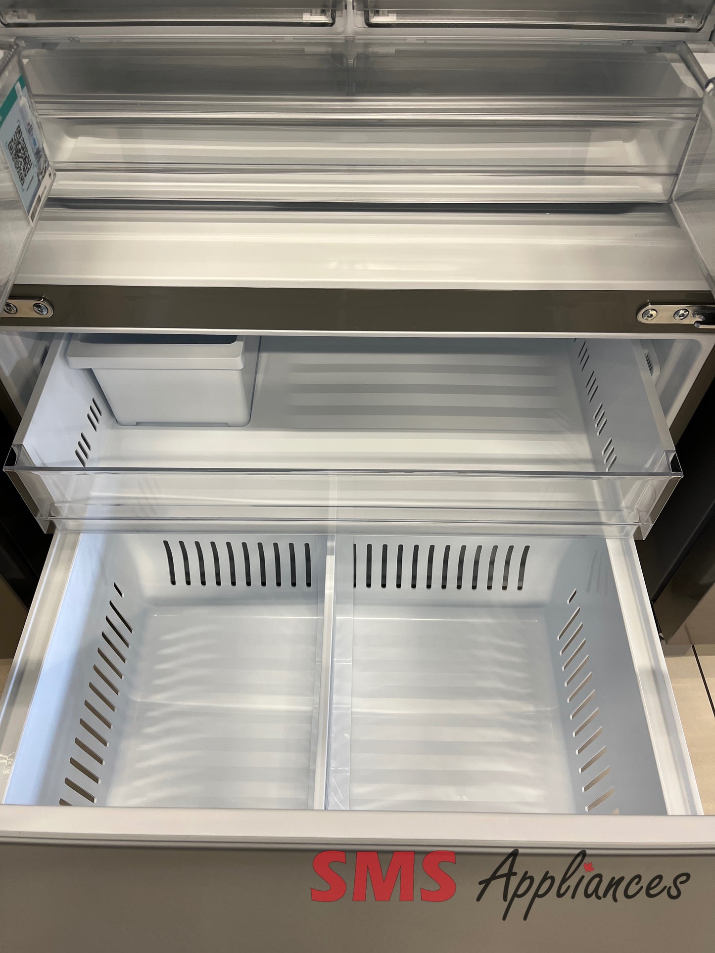 Open Box Fridges LRFXS3106S LG - Image 4