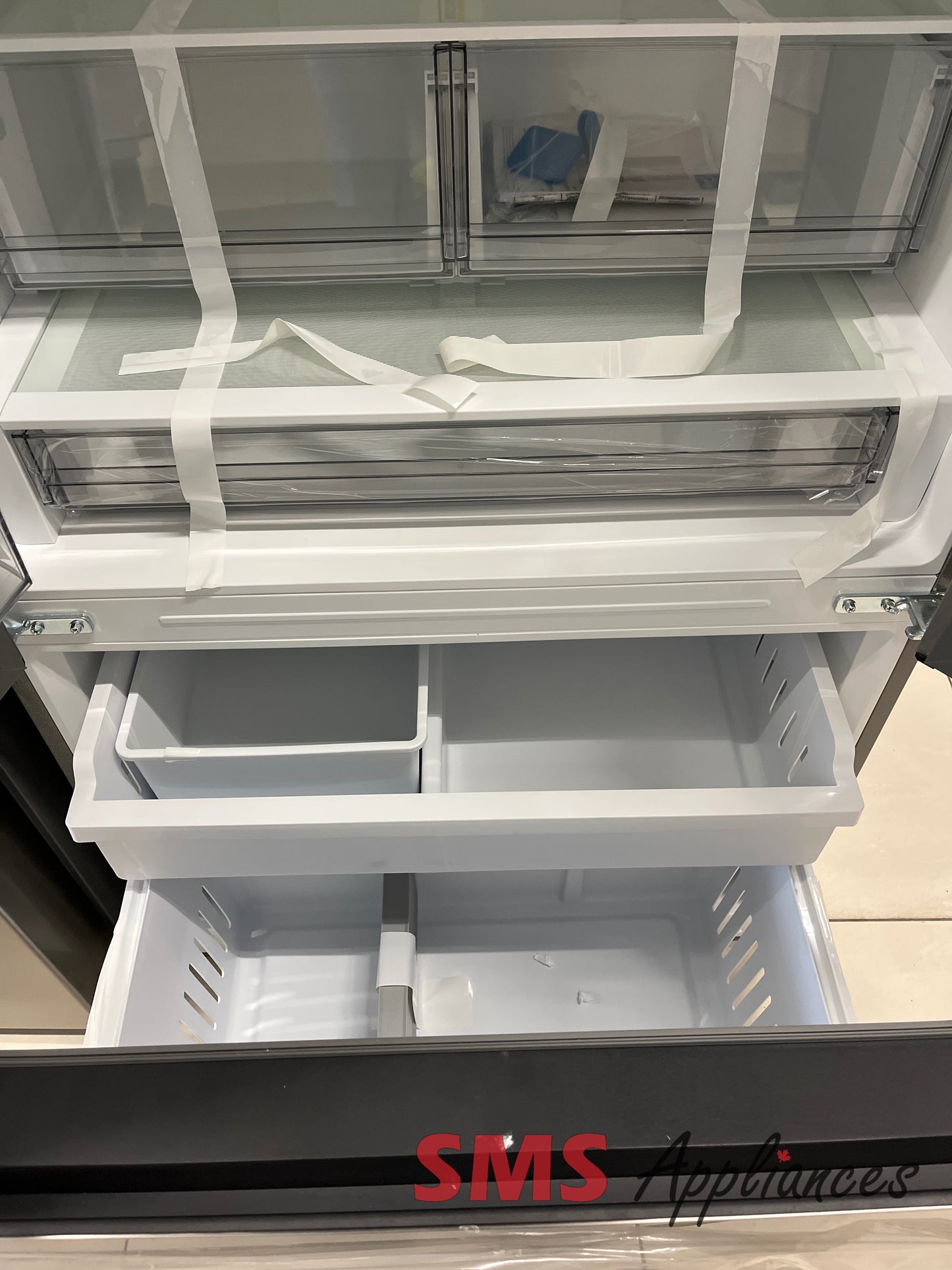 Open Box Fridges MRF2317AST Midea - Image 3