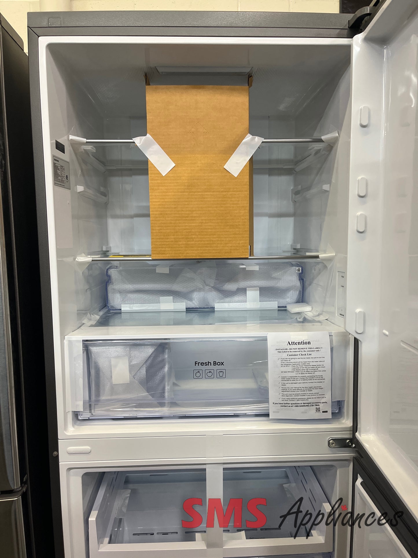 Open Box Fridges RB16DG6000SL Samsung - Image 4