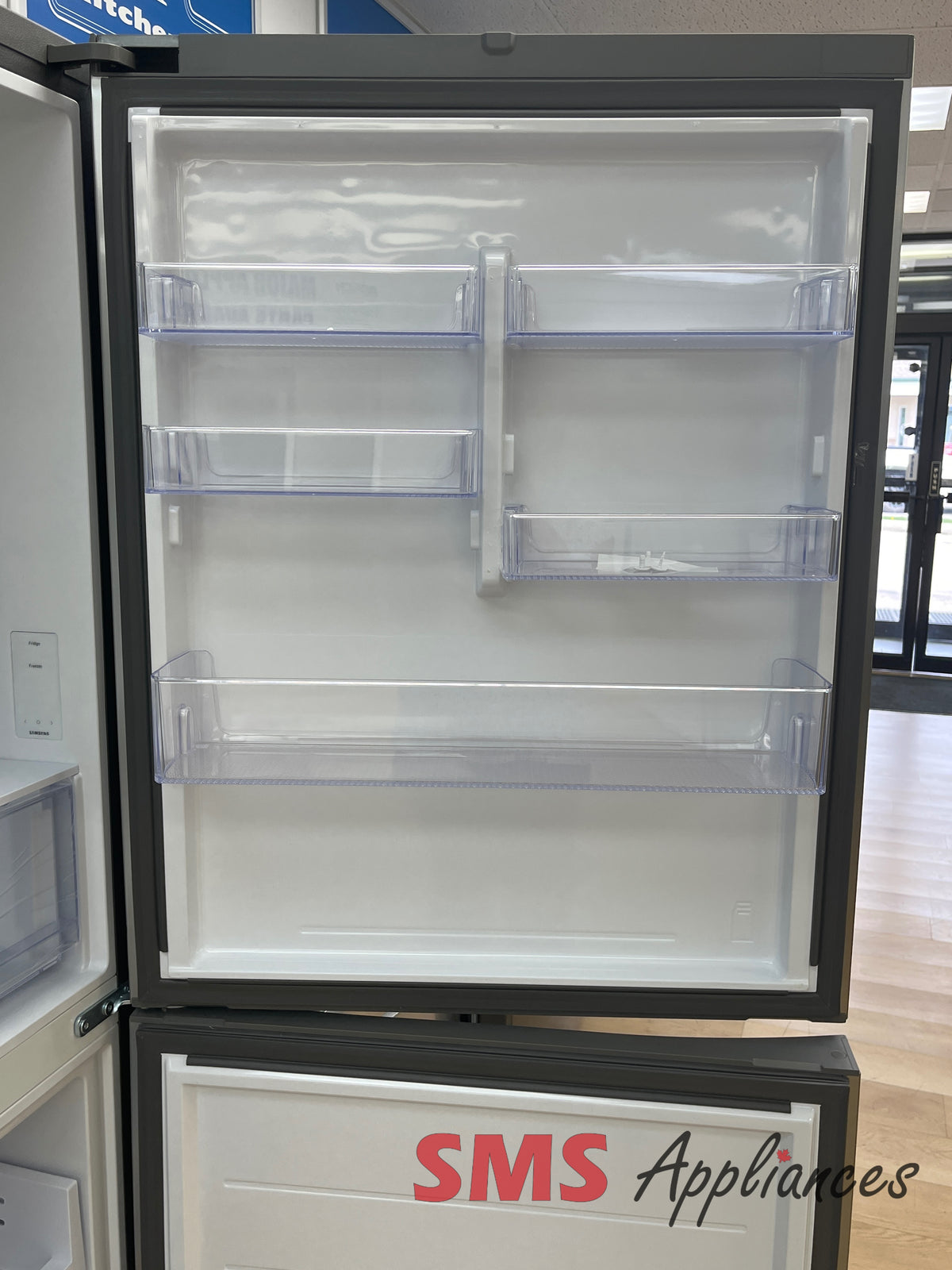 Open Box Fridges RB16DG6000SLAA Samsung - Image 3