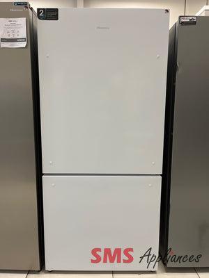 Open Box 31.5" Fridge Hisense RB17A2CWE