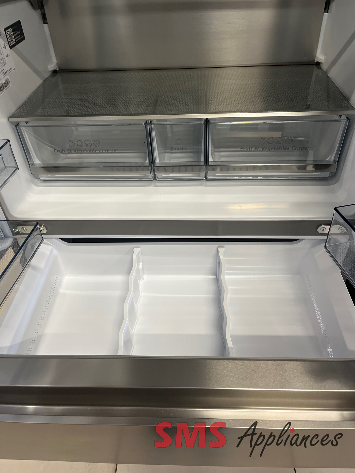 Open Box Fridges RF200D4CSE Hisense - Image 3