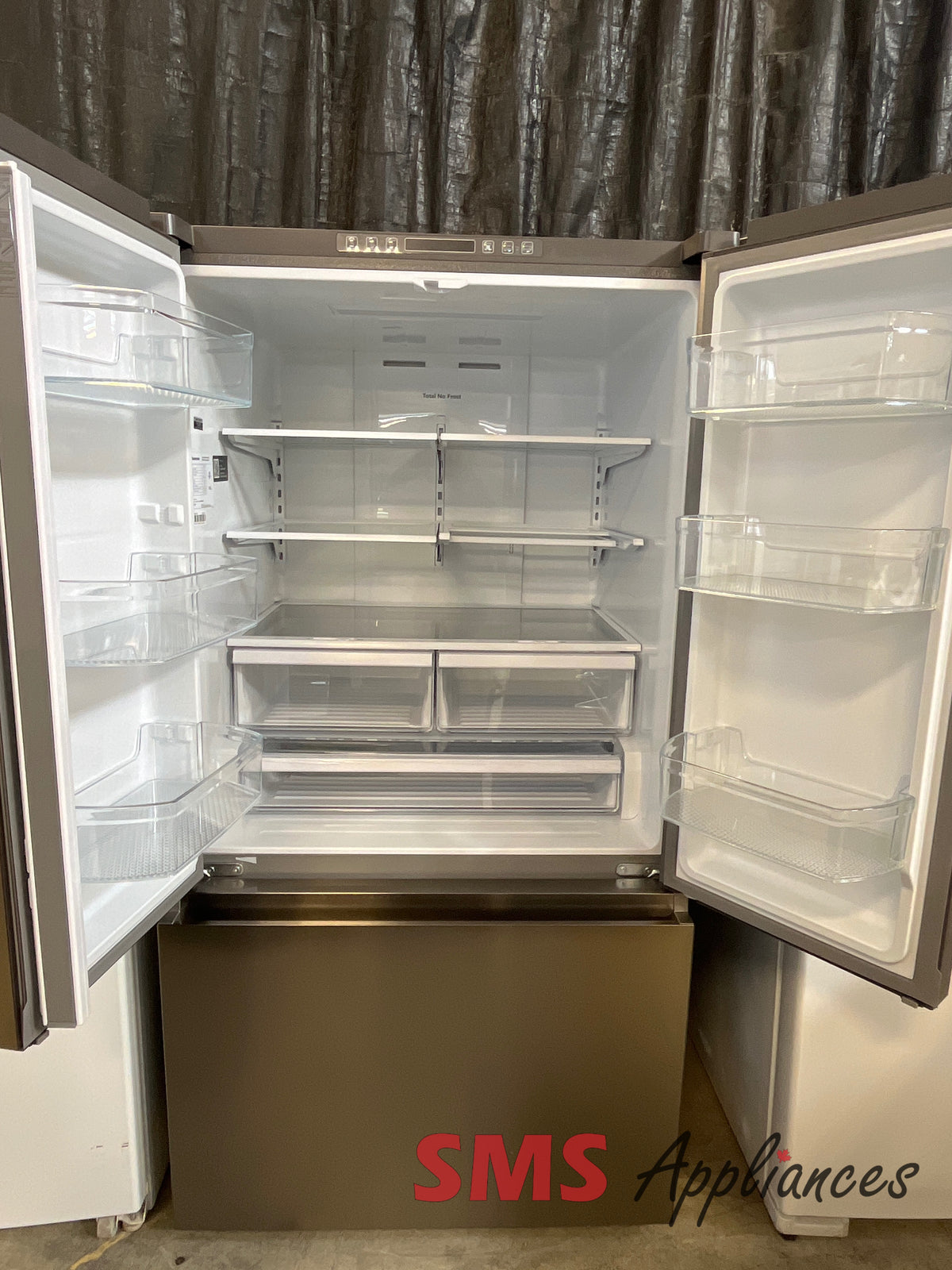 Open Box Fridges RF27A3FSE Hisense - Image 2