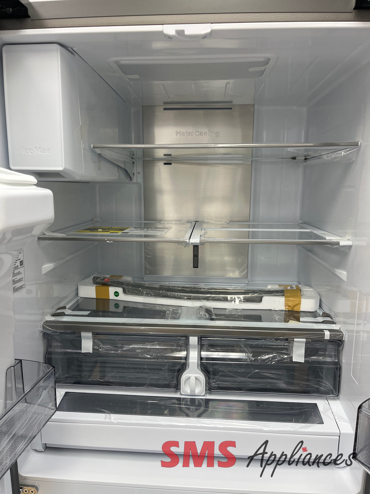 Open Box Fridges RF32CG5900SRAC Samsung - Image 3