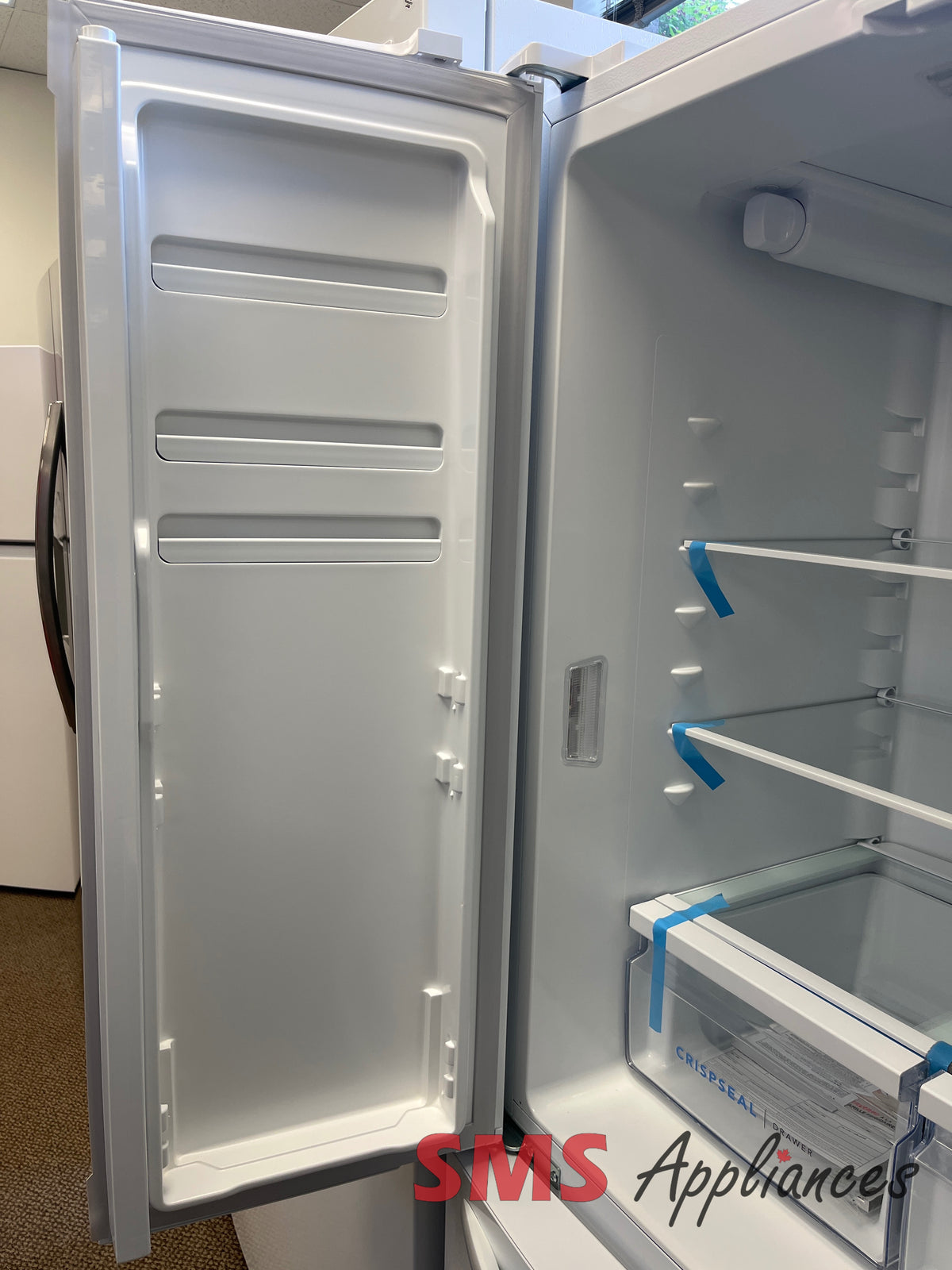 Open Box Fridges RFFG1723AW Frigidaire - Image 3