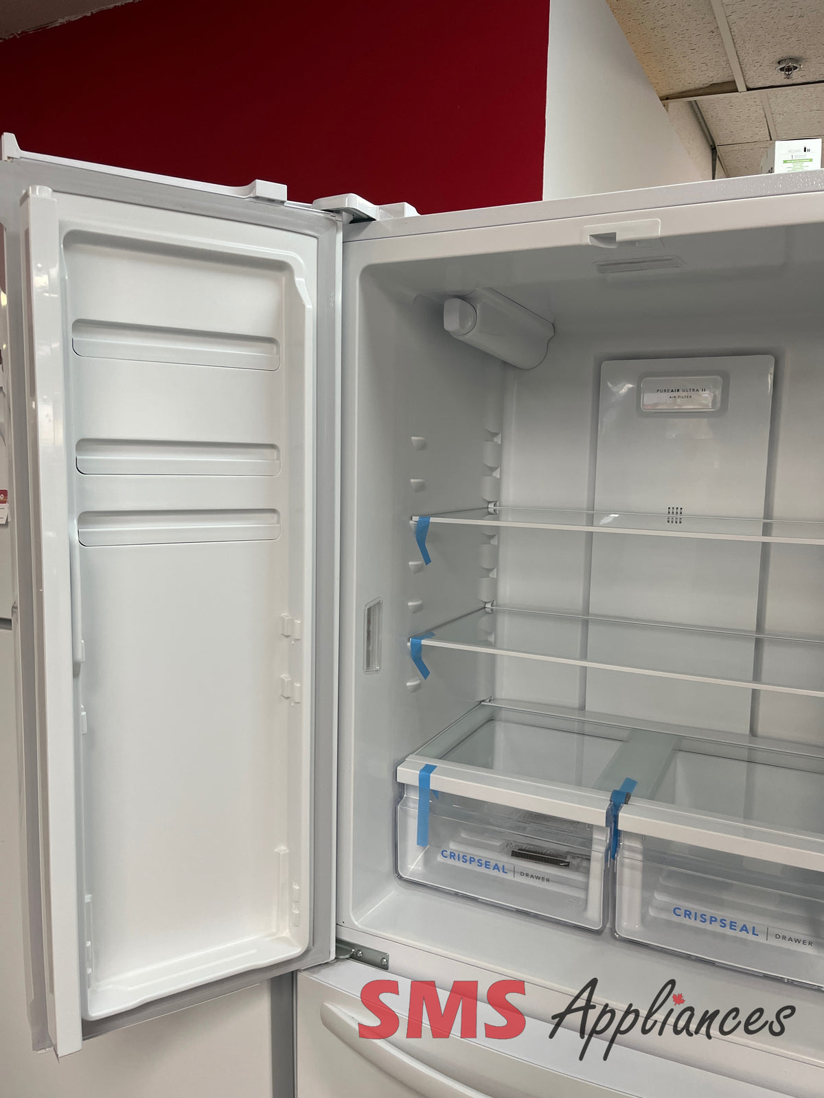 Frigidaire RFFG1723AW open box fridge detail - buy in Calgary at SMS Appliances